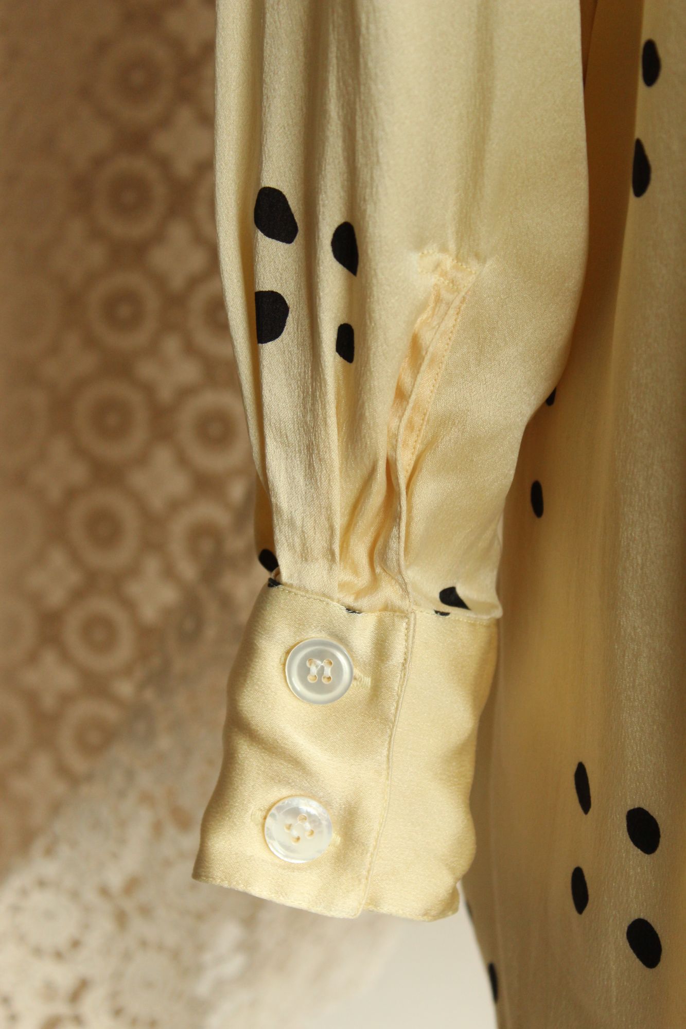 Vintage 1980s Perry Ellis Main Line Yellow and Black Silk Tunic
