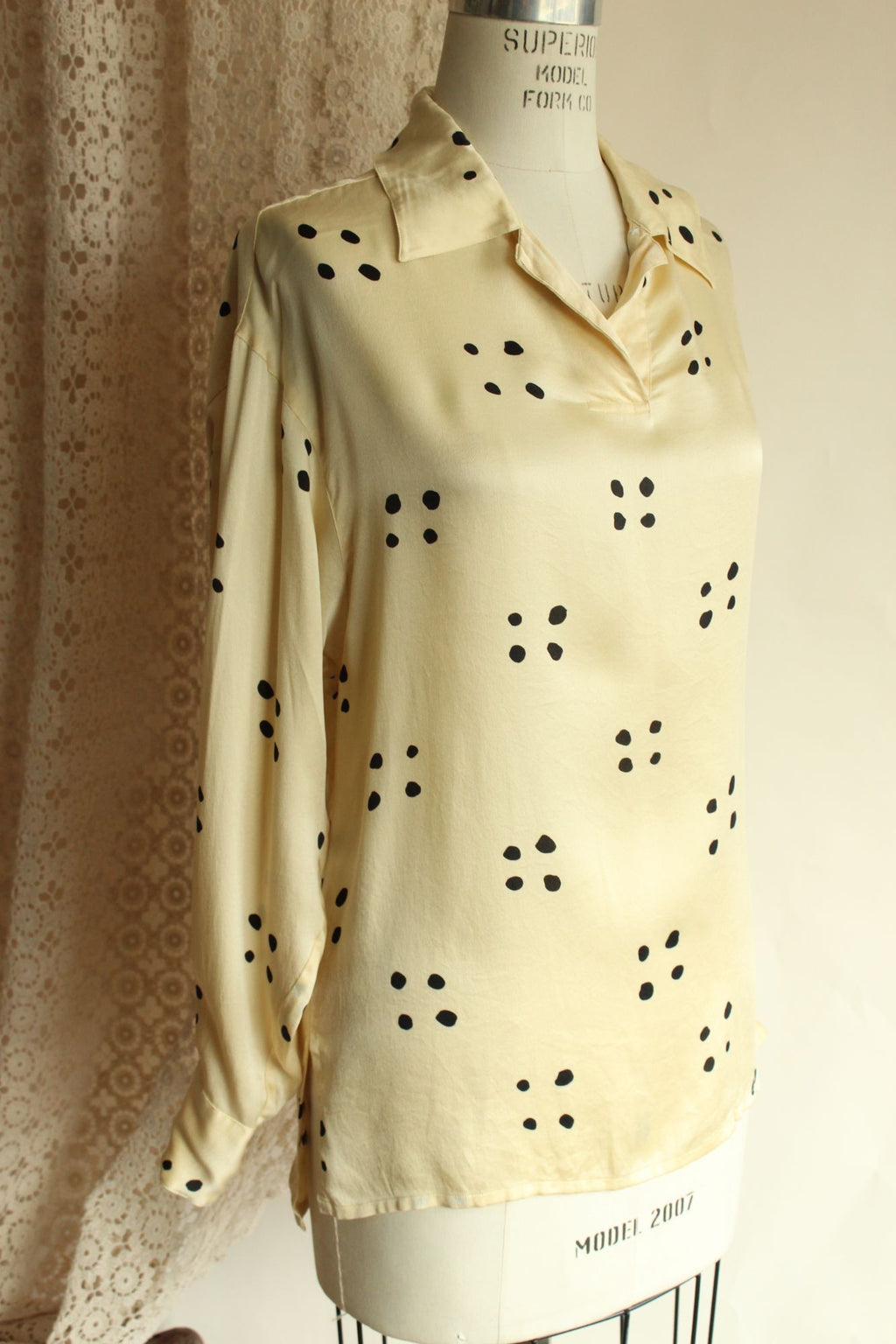 Vintage 1980s Perry Ellis Main Line Yellow and Black Silk Tunic