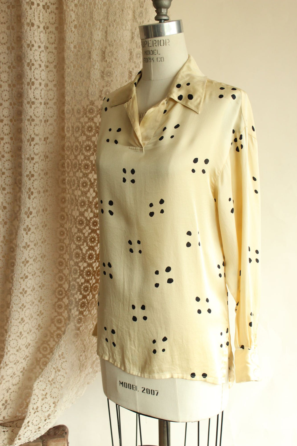Vintage 1980s Perry Ellis Main Line Yellow and Black Silk Tunic