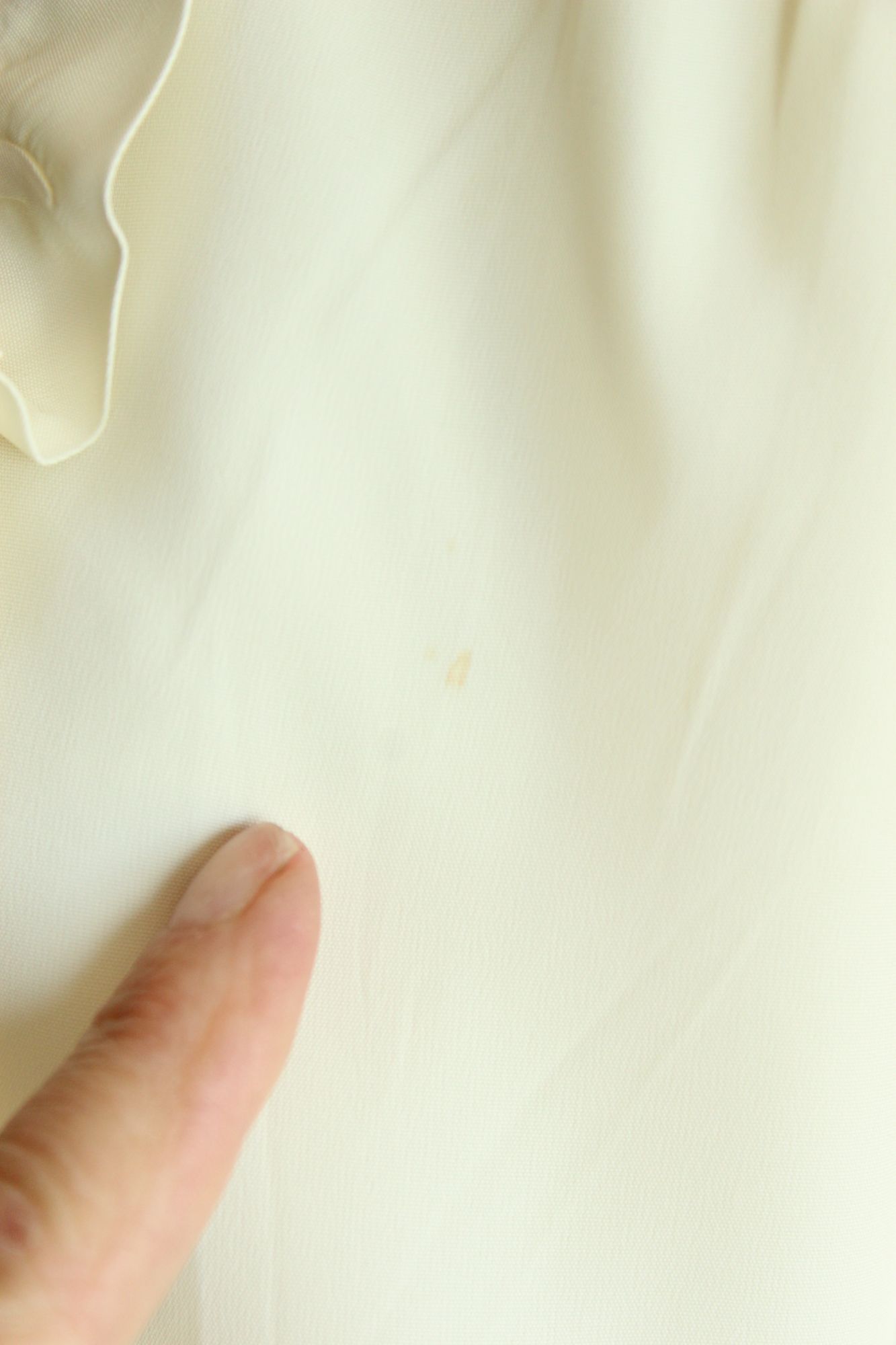 Vintage 1940s Winter White Rayon Bed Jacket