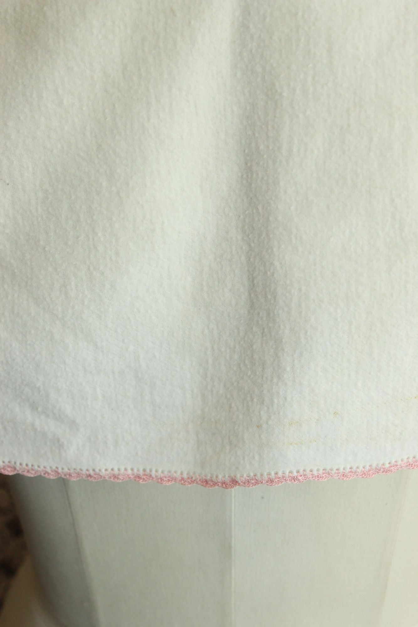 Vintage 1950s Baby Bed Jacket With Floral Embroidery