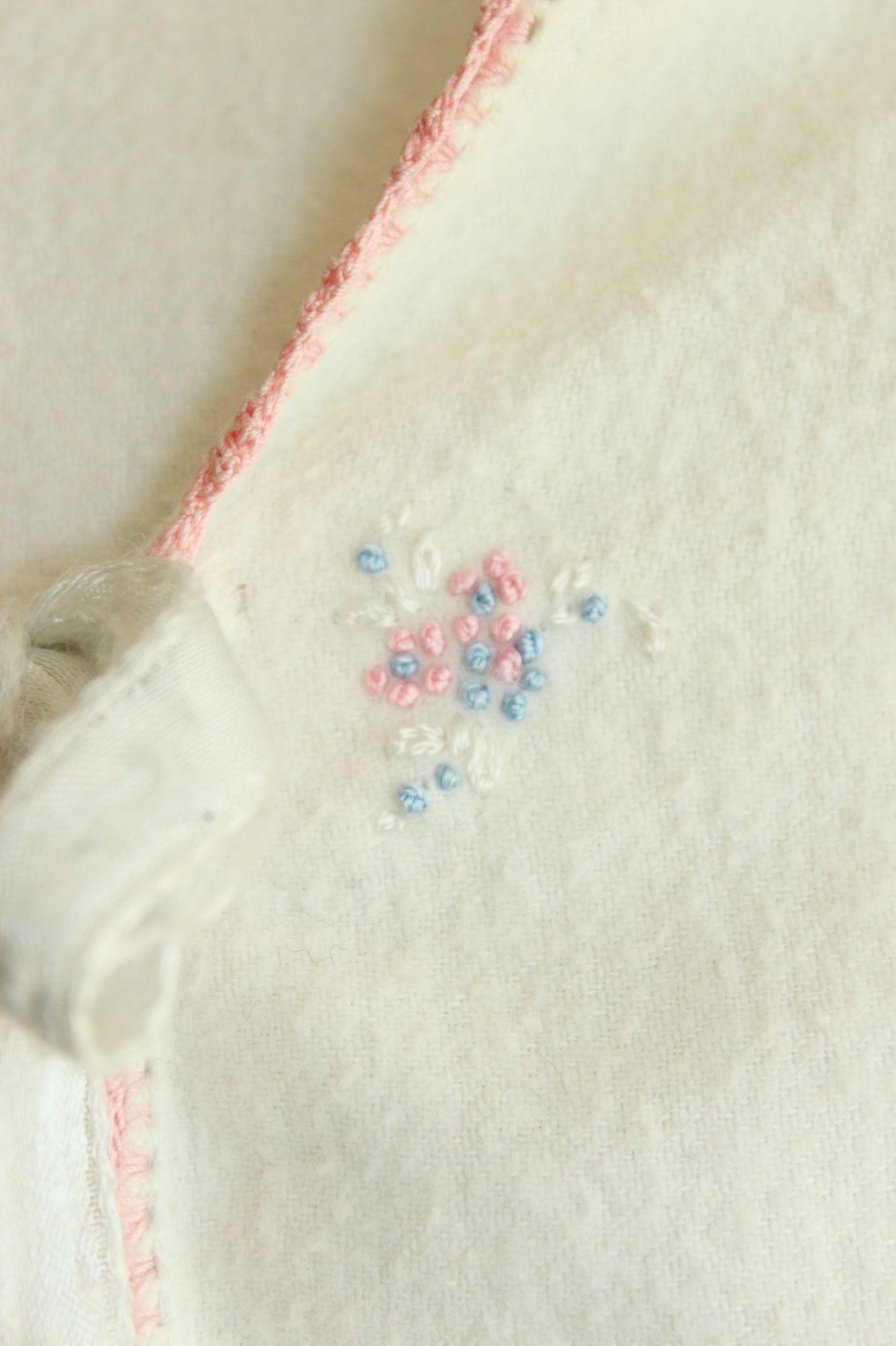 Vintage 1950s Baby Bed Jacket With Floral Embroidery