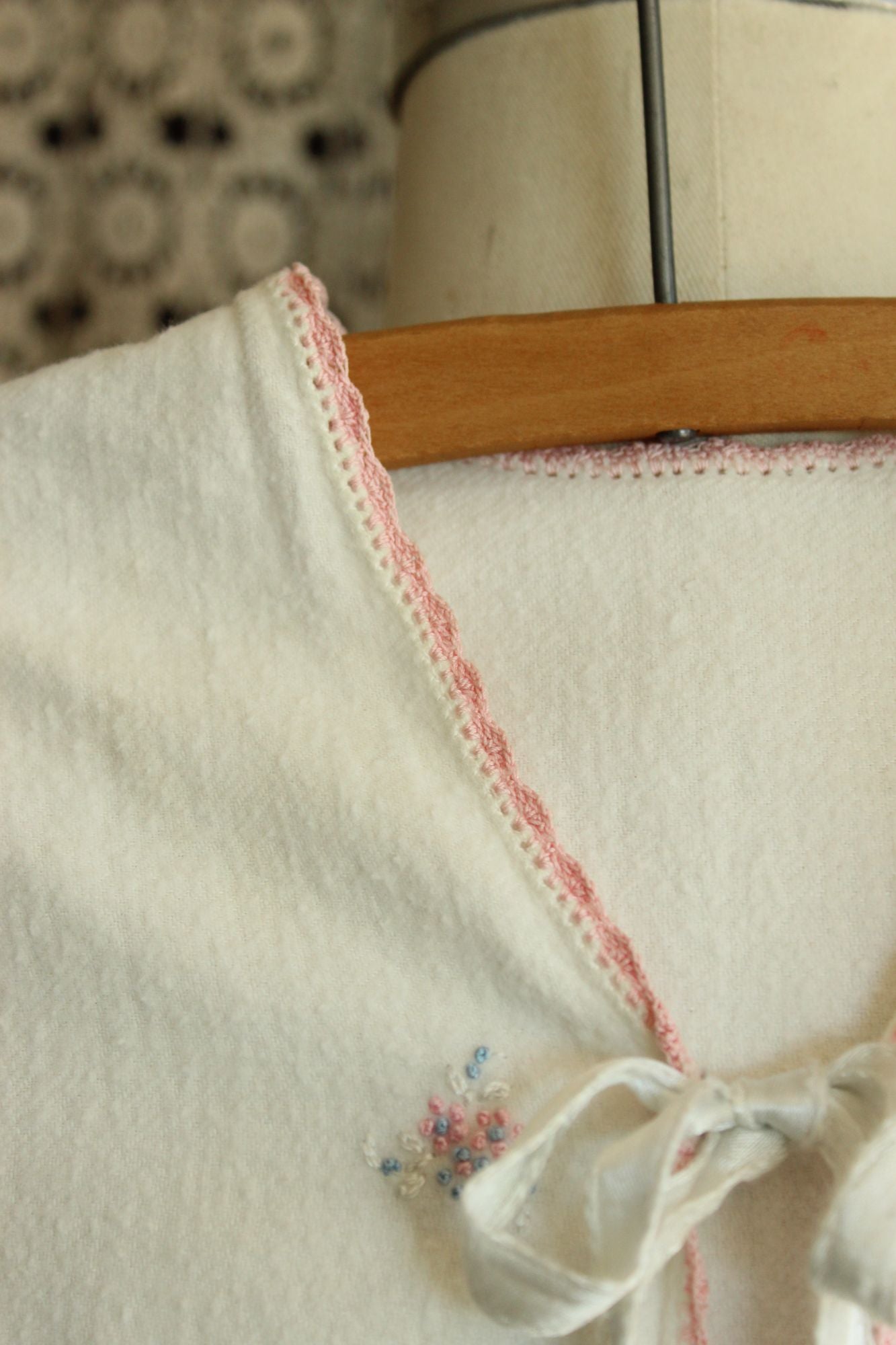 Vintage 1950s Baby Bed Jacket With Floral Embroidery