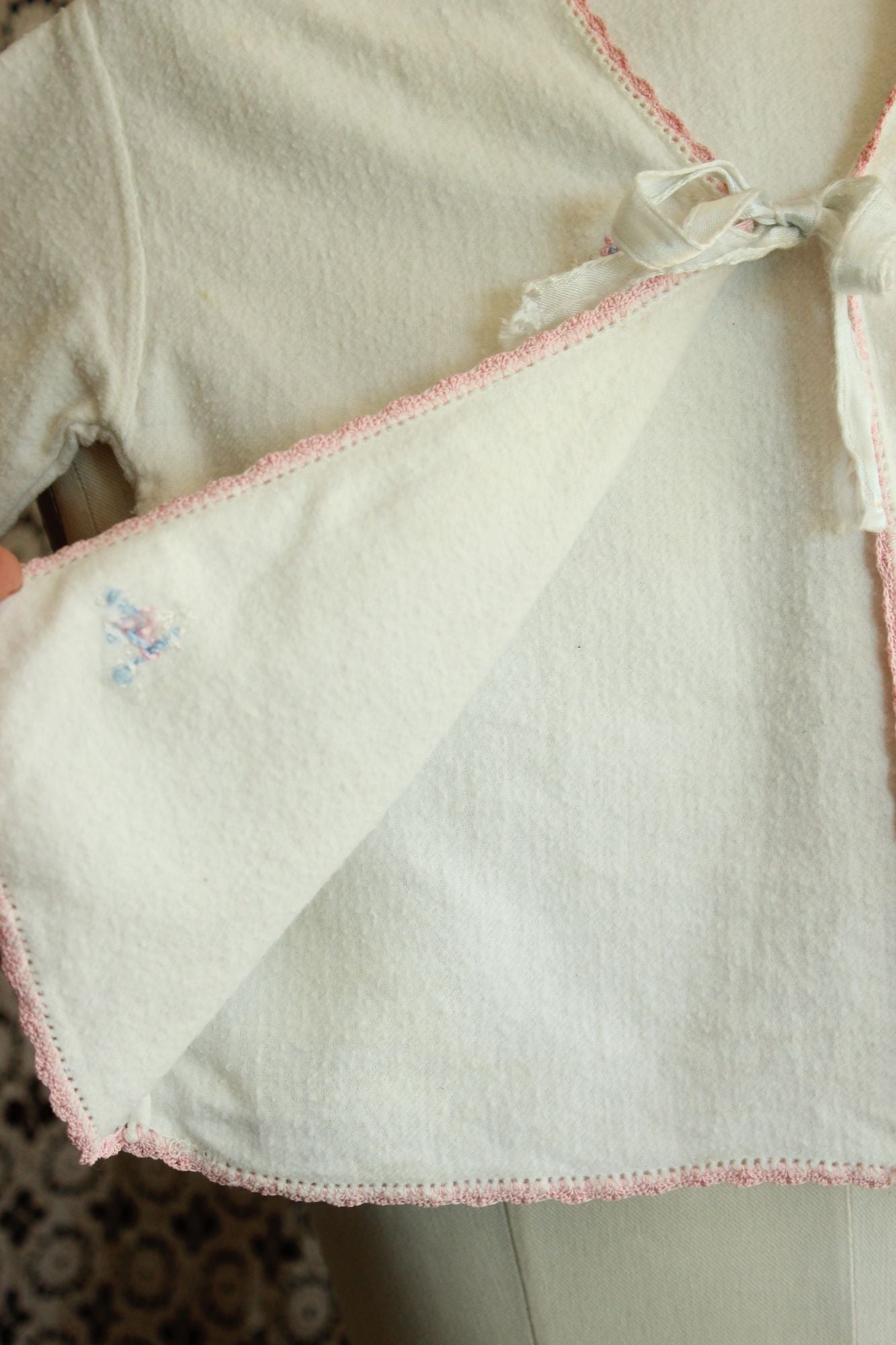 Vintage 1950s Baby Bed Jacket With Floral Embroidery
