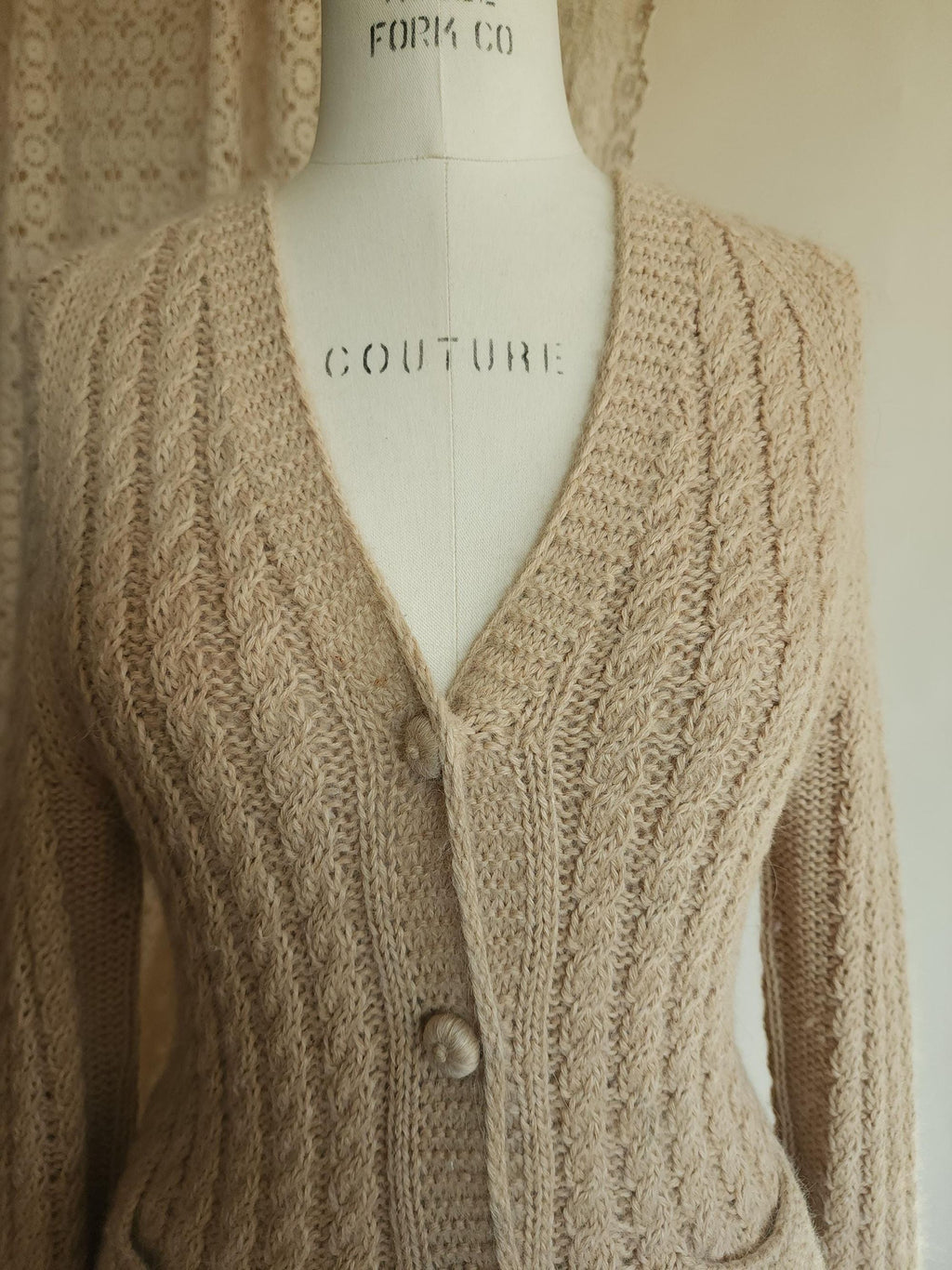 Vintage 1970s Norm Thompson Alpaca Wool Cable Knit Beige Cardigan