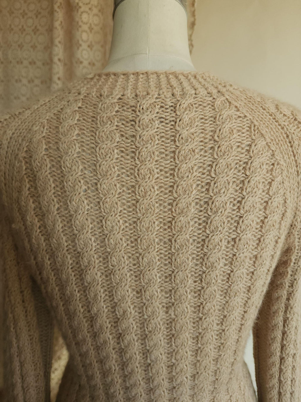 Vintage 1970s Norm Thompson Alpaca Wool Cable Knit Beige Cardigan
