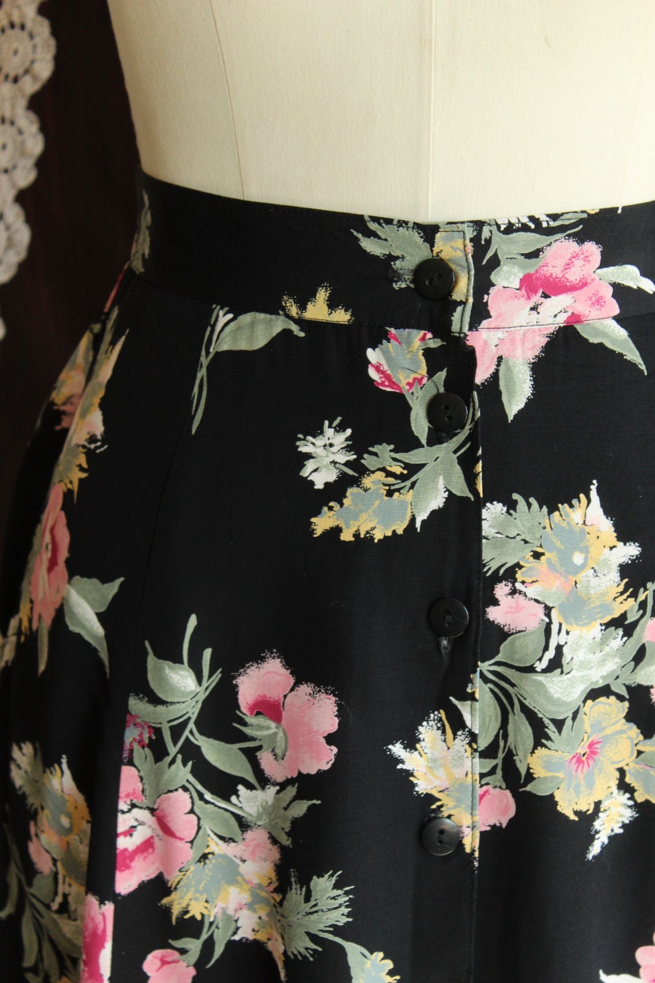 Vintage 1990s Michael Taylor Black Floral Print Skirt