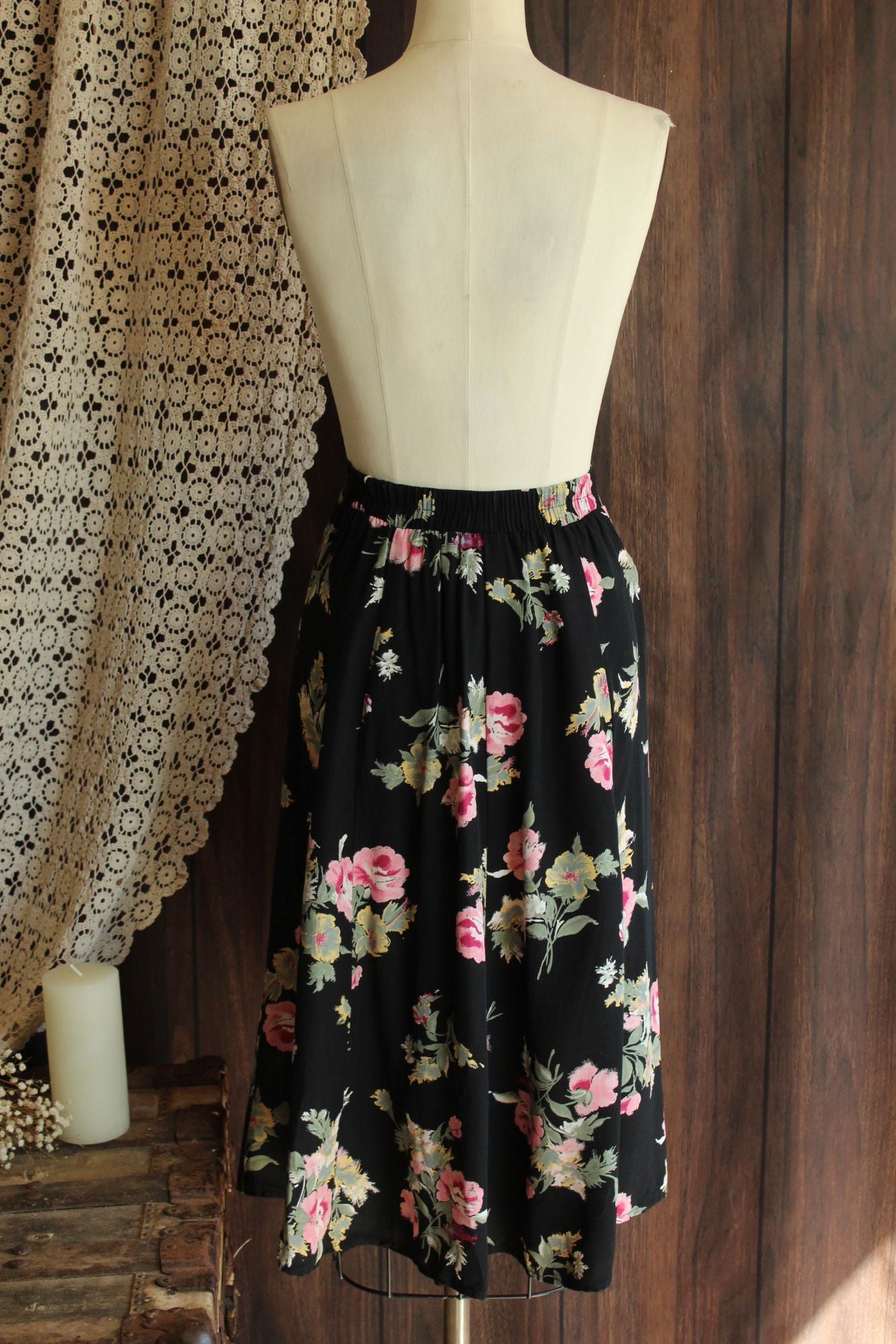 Vintage 1990s Michael Taylor Black Floral Print Skirt