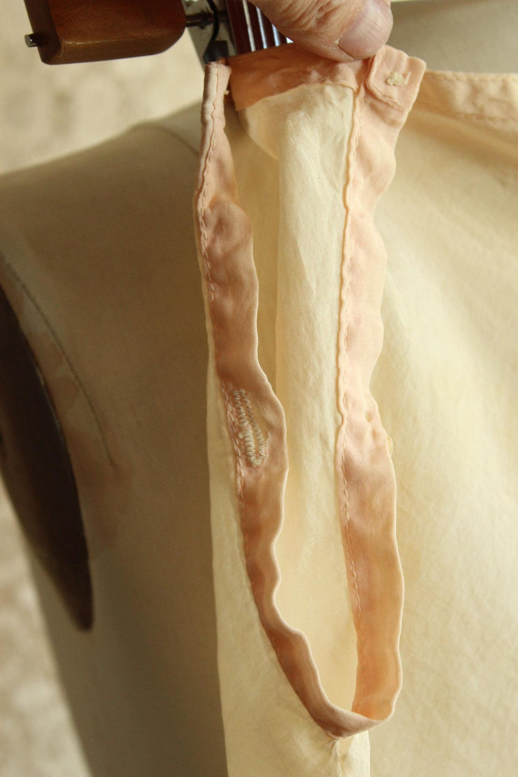 Vintage 1930s 1940s Tap Pant in Blush Ivory Silk