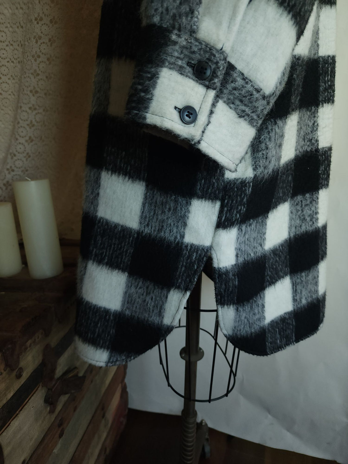 H&M Womens Coat, Black and White Buffalo Plaid Shacket with Pockets, Size M