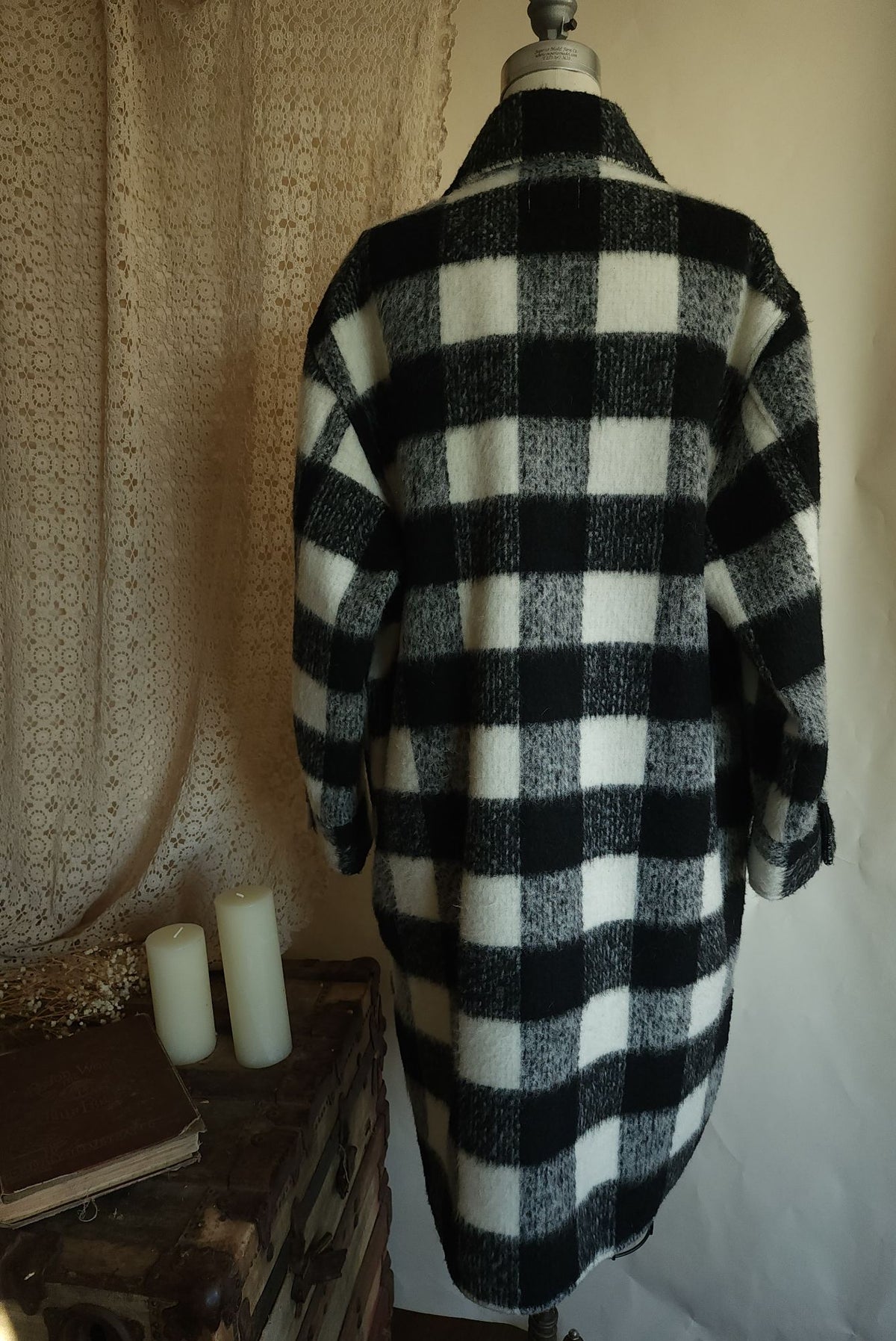 H&M Womens Coat, Black and White Buffalo Plaid Shacket with Pockets, Size M