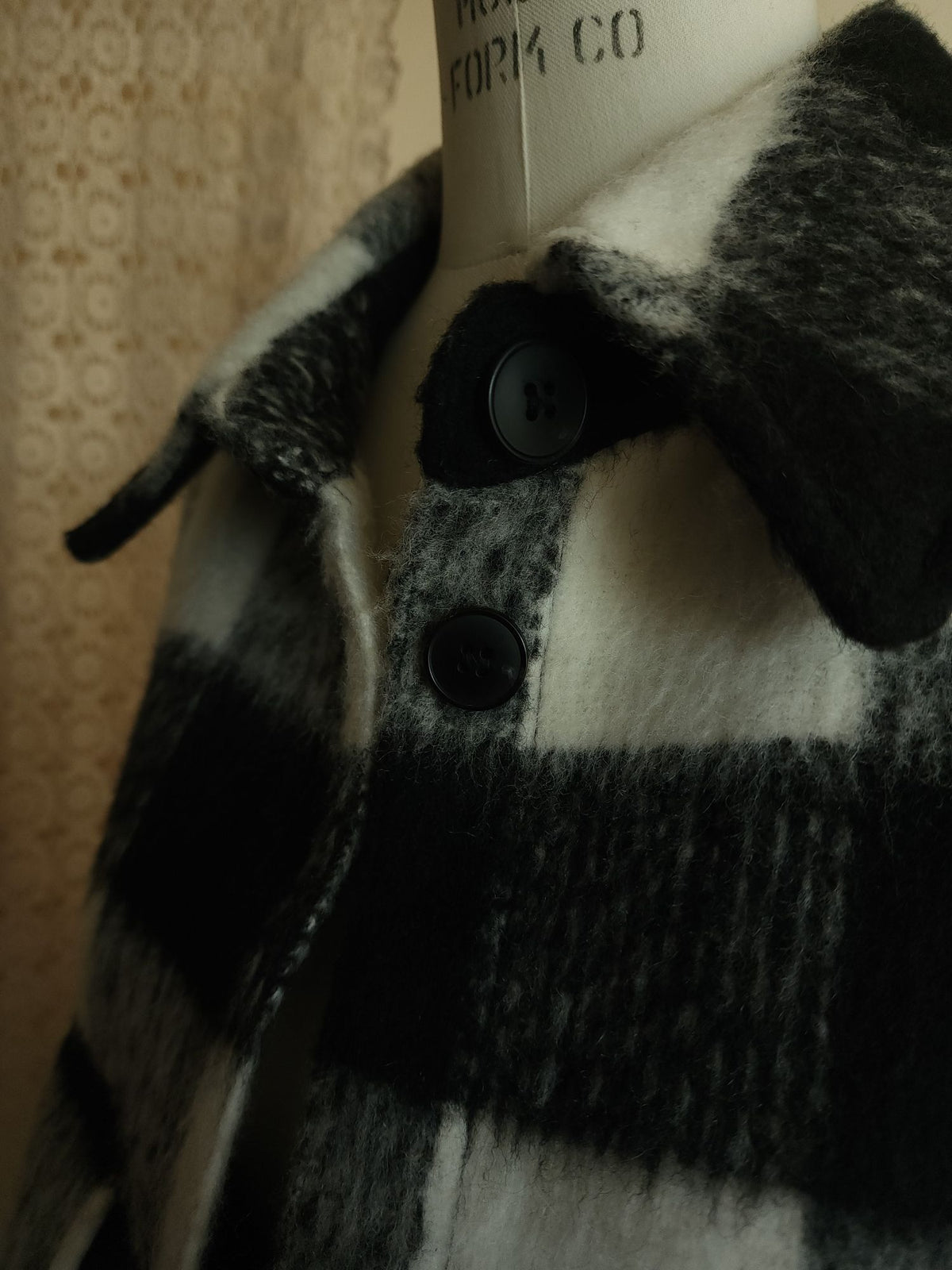 H&M Womens Coat, Black and White Buffalo Plaid Shacket with Pockets, Size M