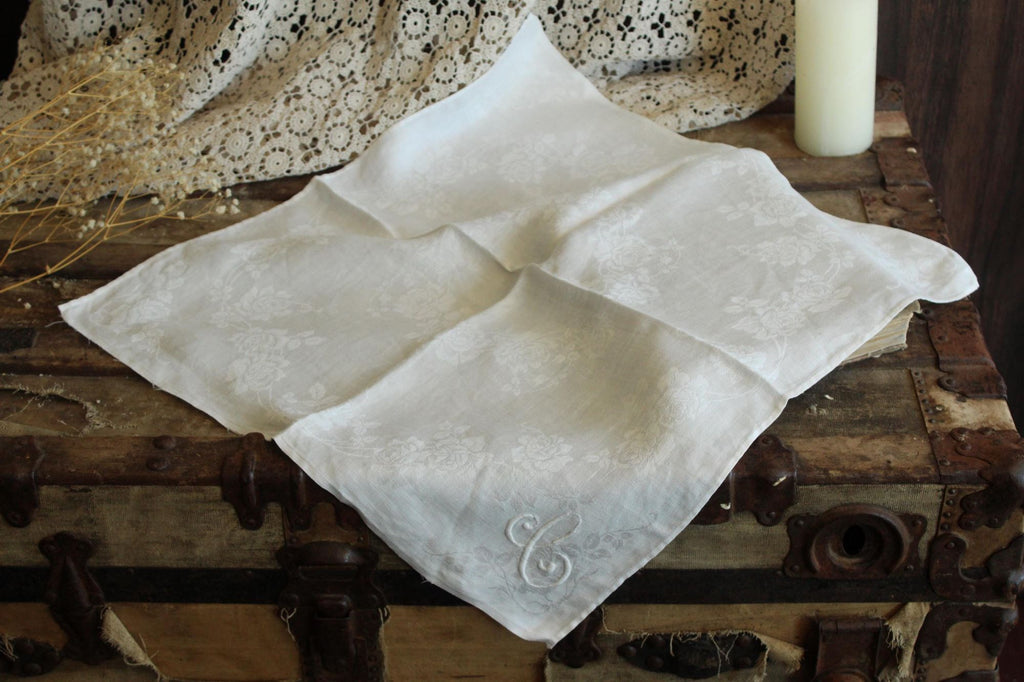 Vintage 1930s Napkin in White Flax Linen Damask Monogrammed with Embroidered C