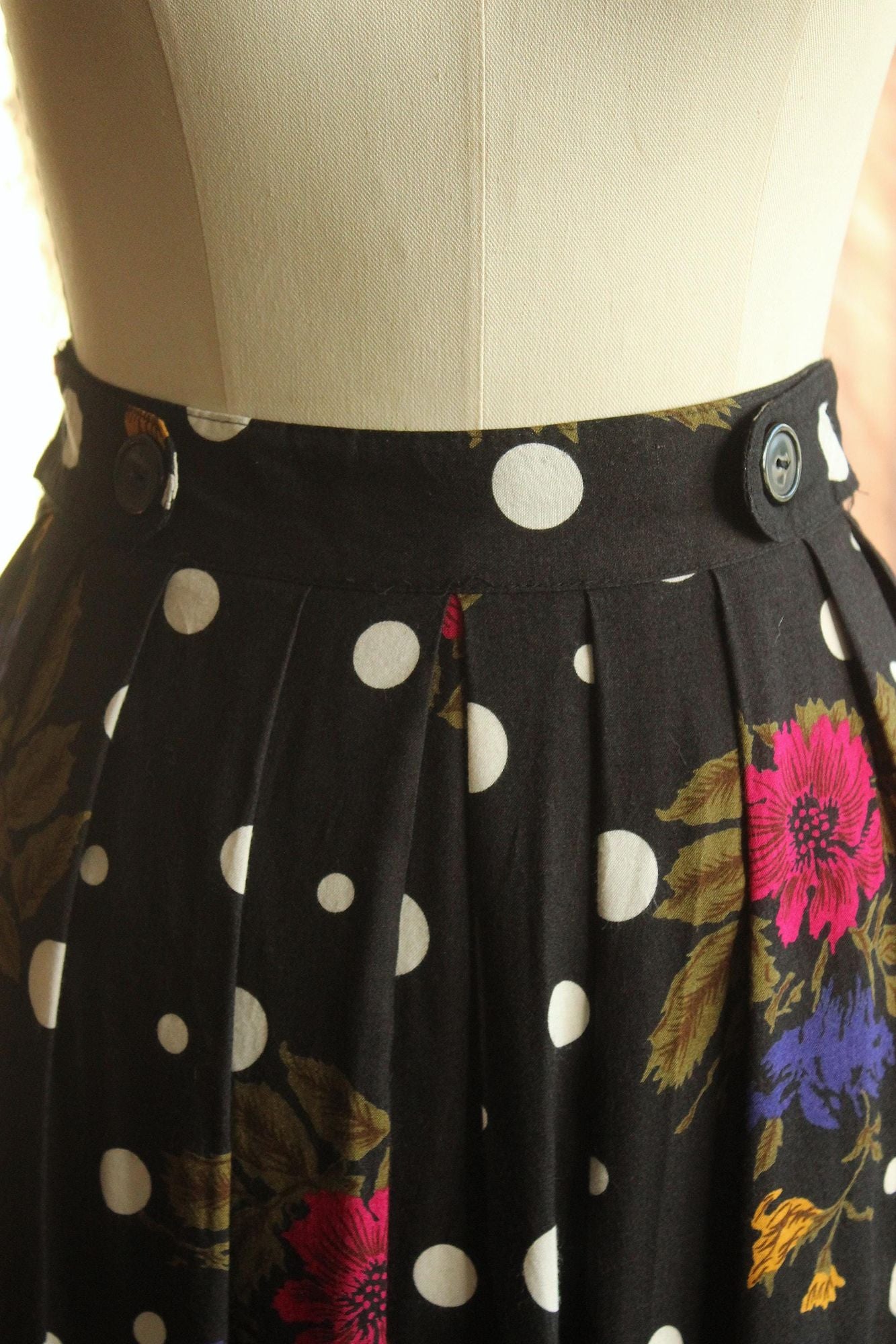 Vintage 1980s 1990s  Norton McNaughton Petites Polka Dot and Floral Skirt
