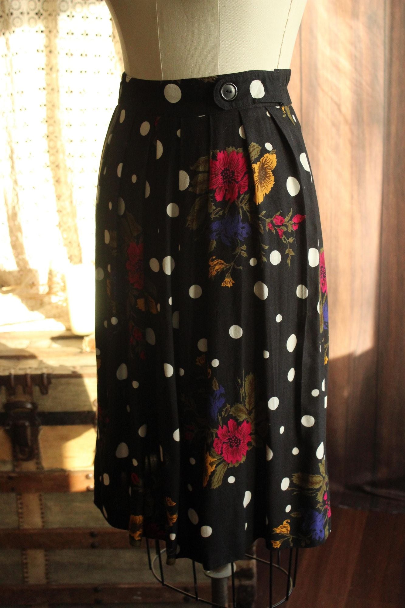 Vintage 1980s 1990s  Norton McNaughton Petites Polka Dot and Floral Skirt