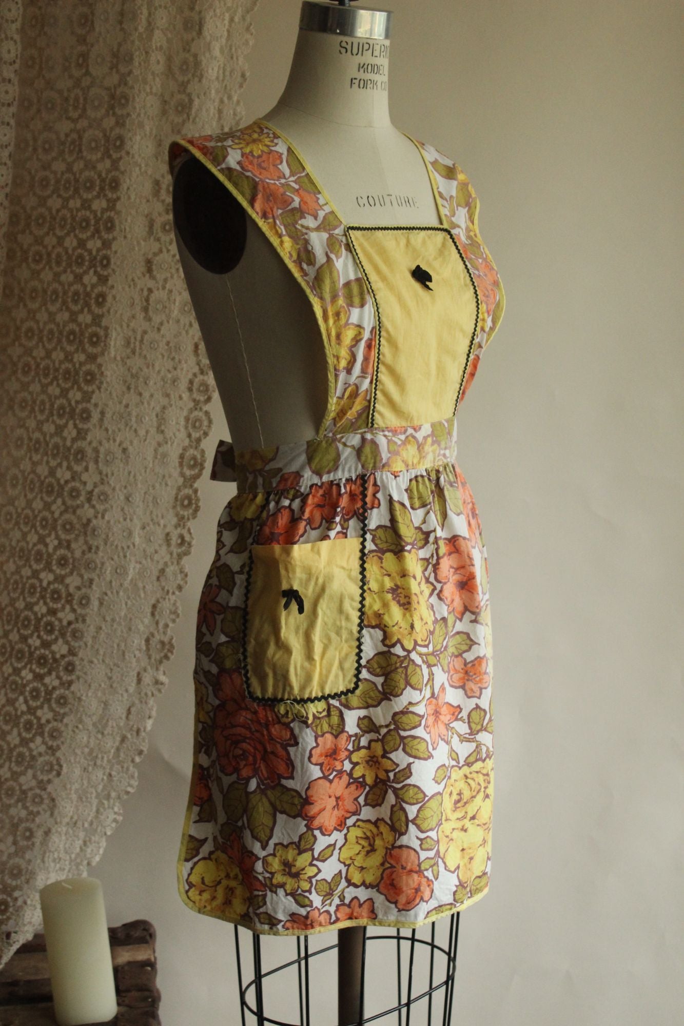 Vintage 1960s Orange and Yellow Floral Apron