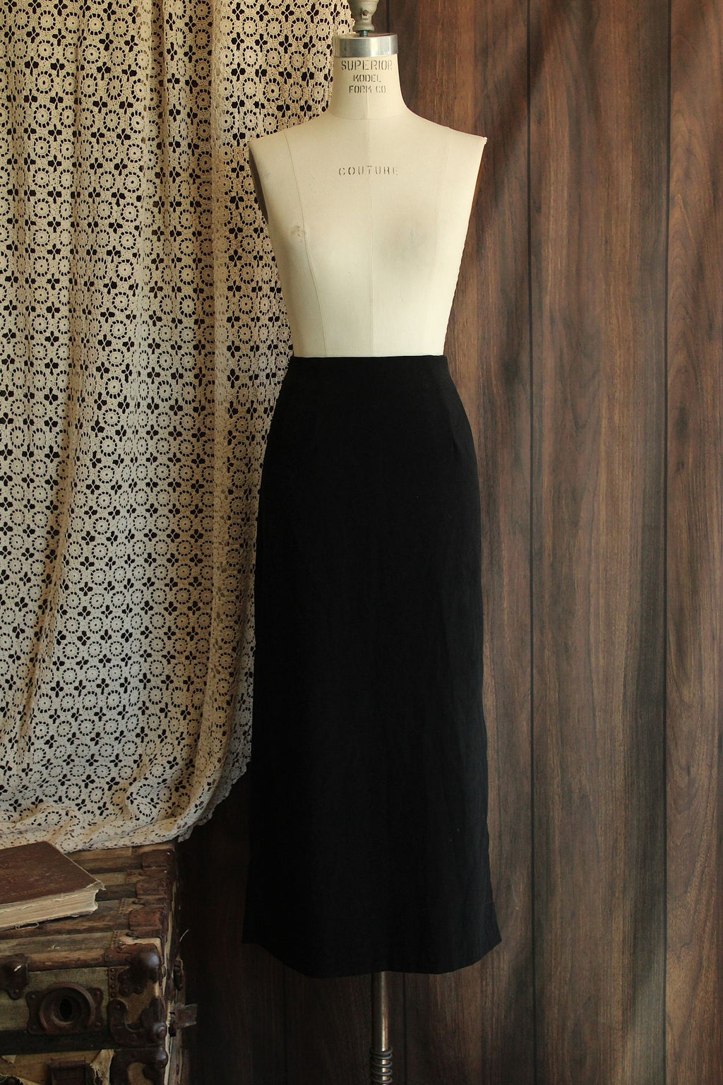 Vintage 1980s 1990s Briggs Black Faux Suede Pencil Skirt
