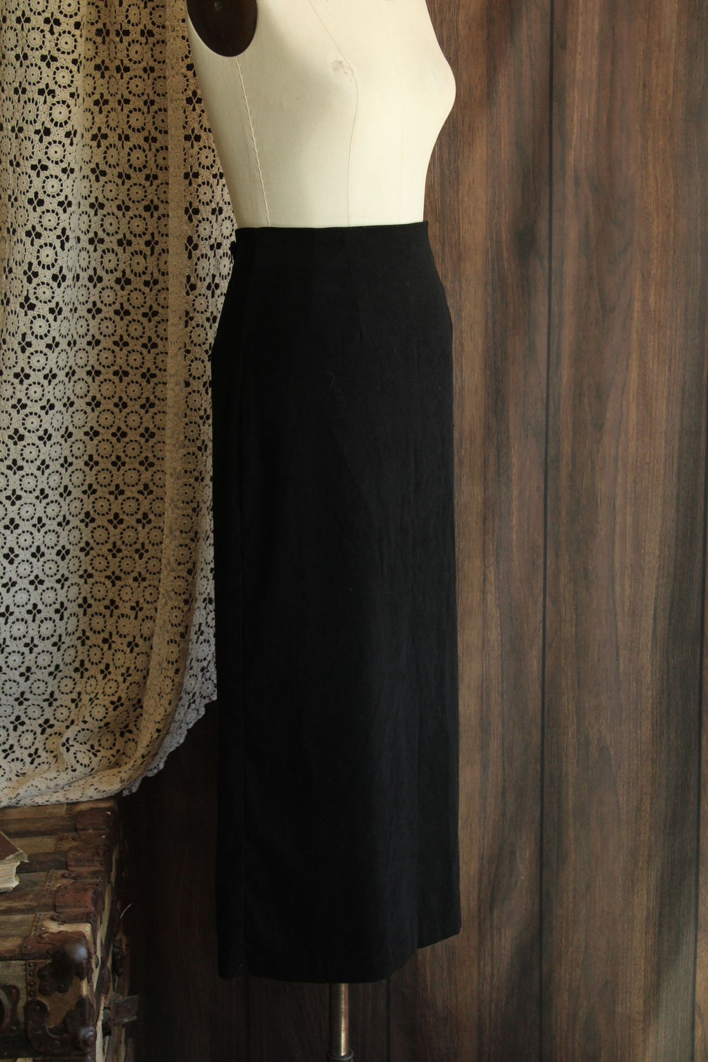 Vintage 1980s 1990s Briggs Black Faux Suede Pencil Skirt