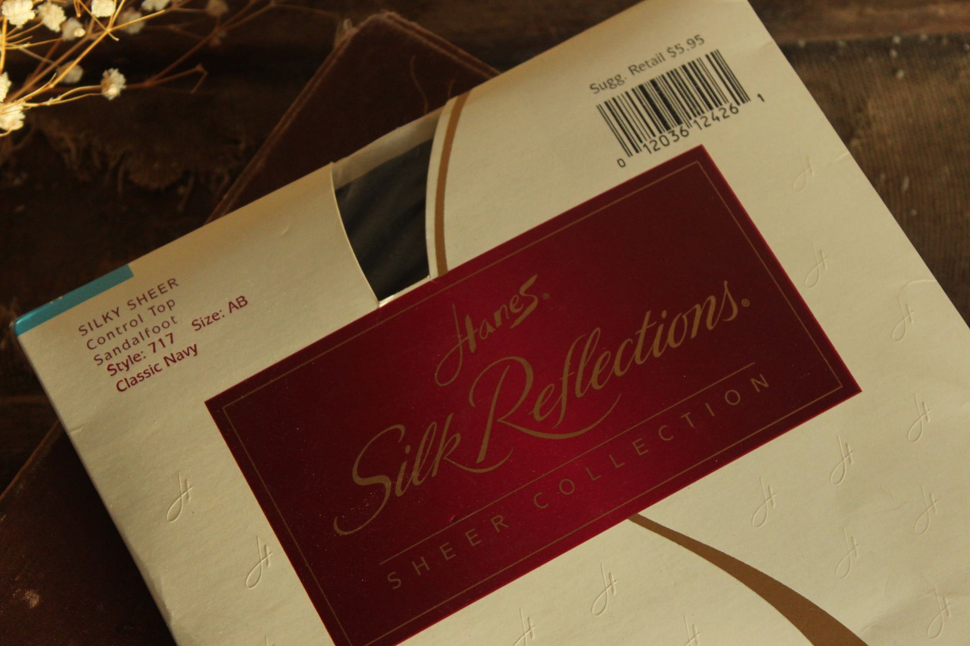 Vintage 1990s 2000s  New Hanes Classic Navy, Size A-B Pantyhose