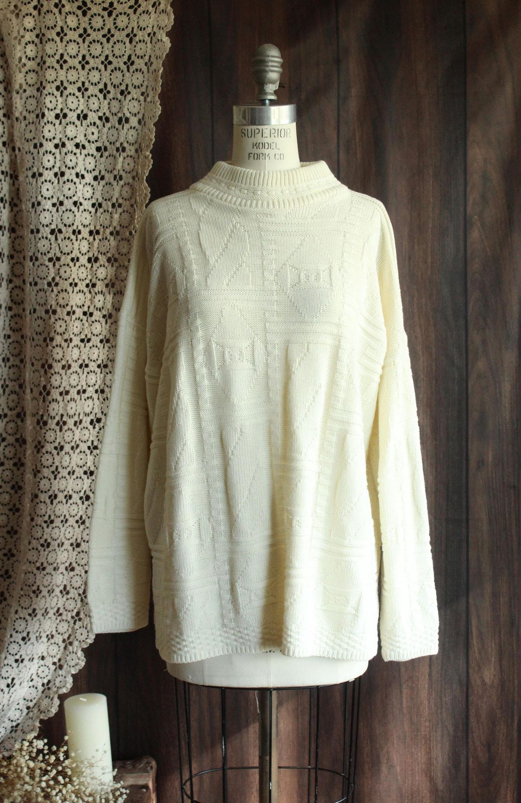 Vintage 1980s 1990s Unisex Volup White Mock Turtleneck Sweater