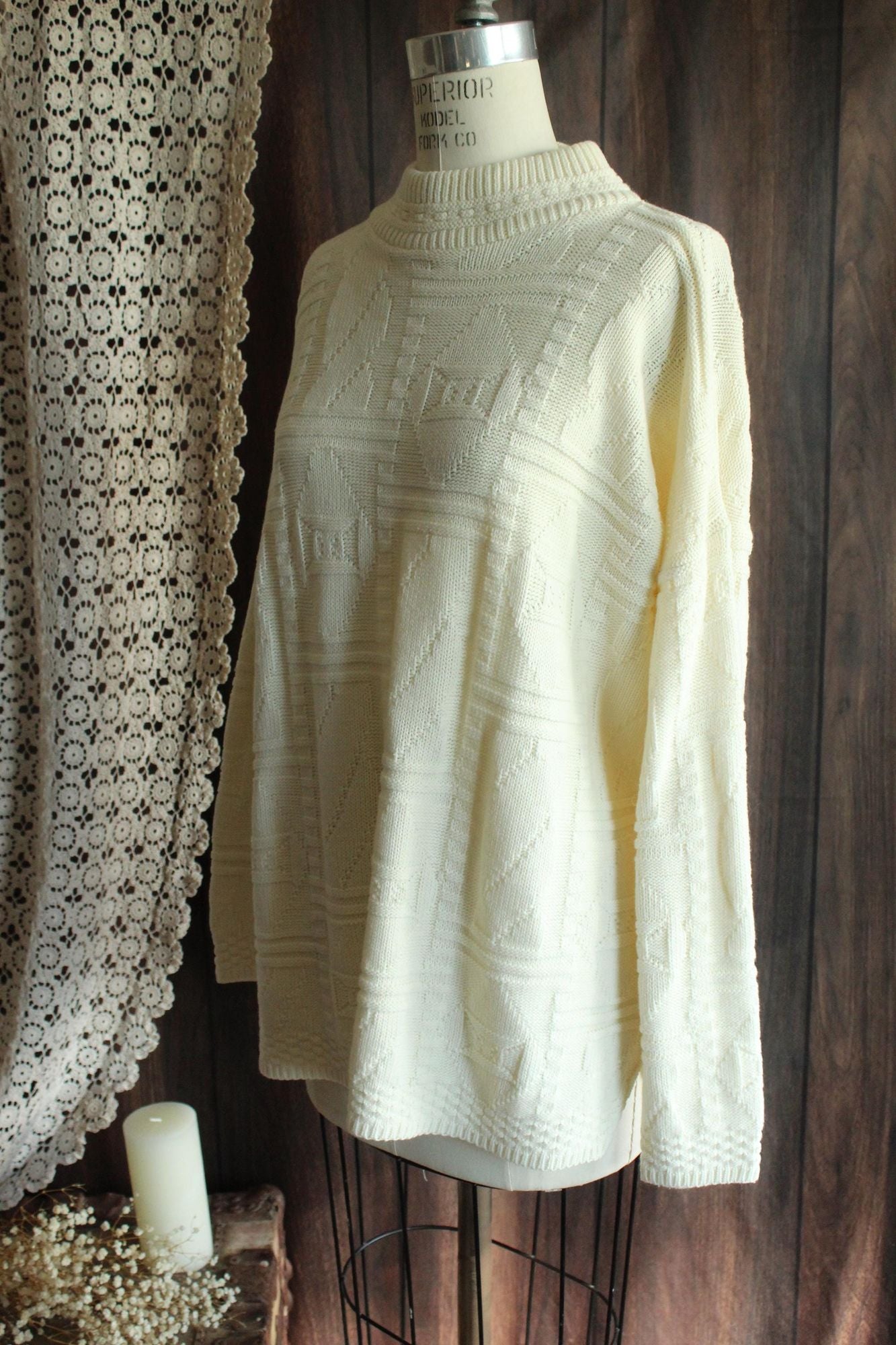Vintage 1980s 1990s Unisex Volup White Mock Turtleneck Sweater