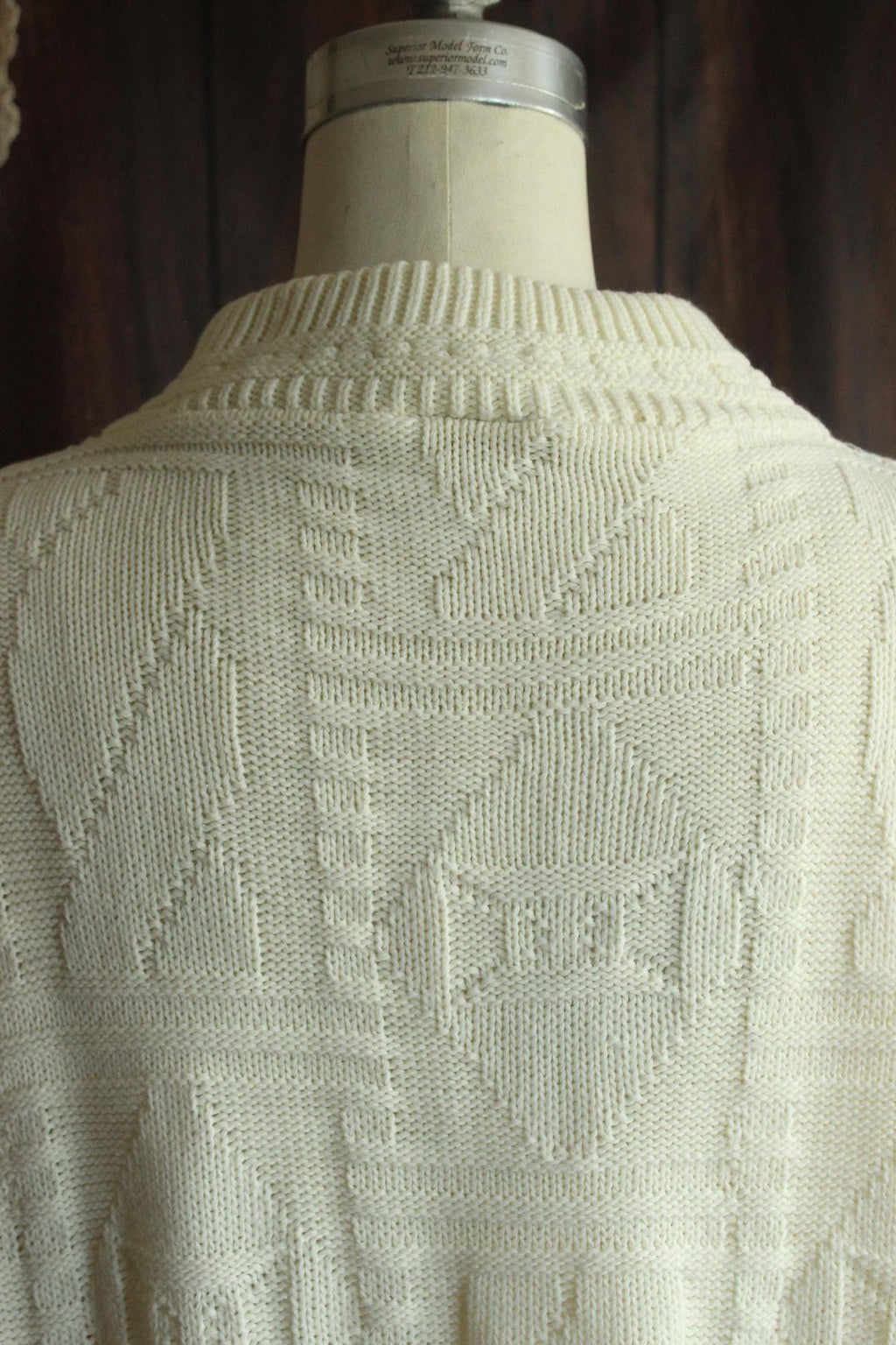 Vintage 1980s 1990s Unisex Volup White Mock Turtleneck Sweater