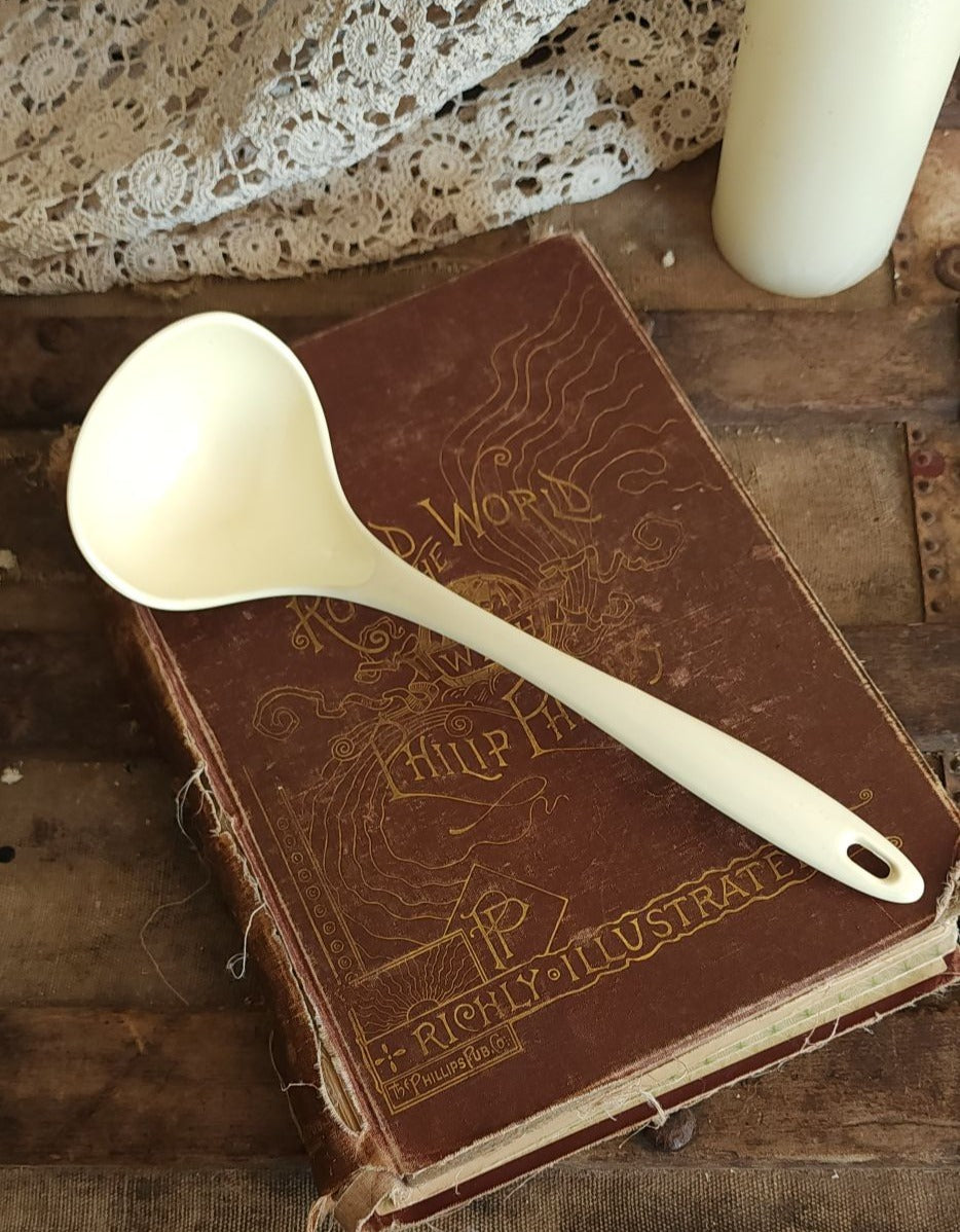 Vintage 1970s Large Cream Melamine Ware Ladle Serving Spoon