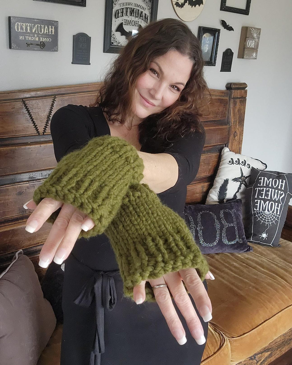 "Elderwood" Hand Knit Fingerless Gloves in Olive Green