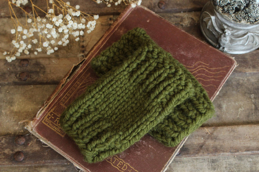 "Elderwood" Hand Knit Fingerless Gloves in Olive Green