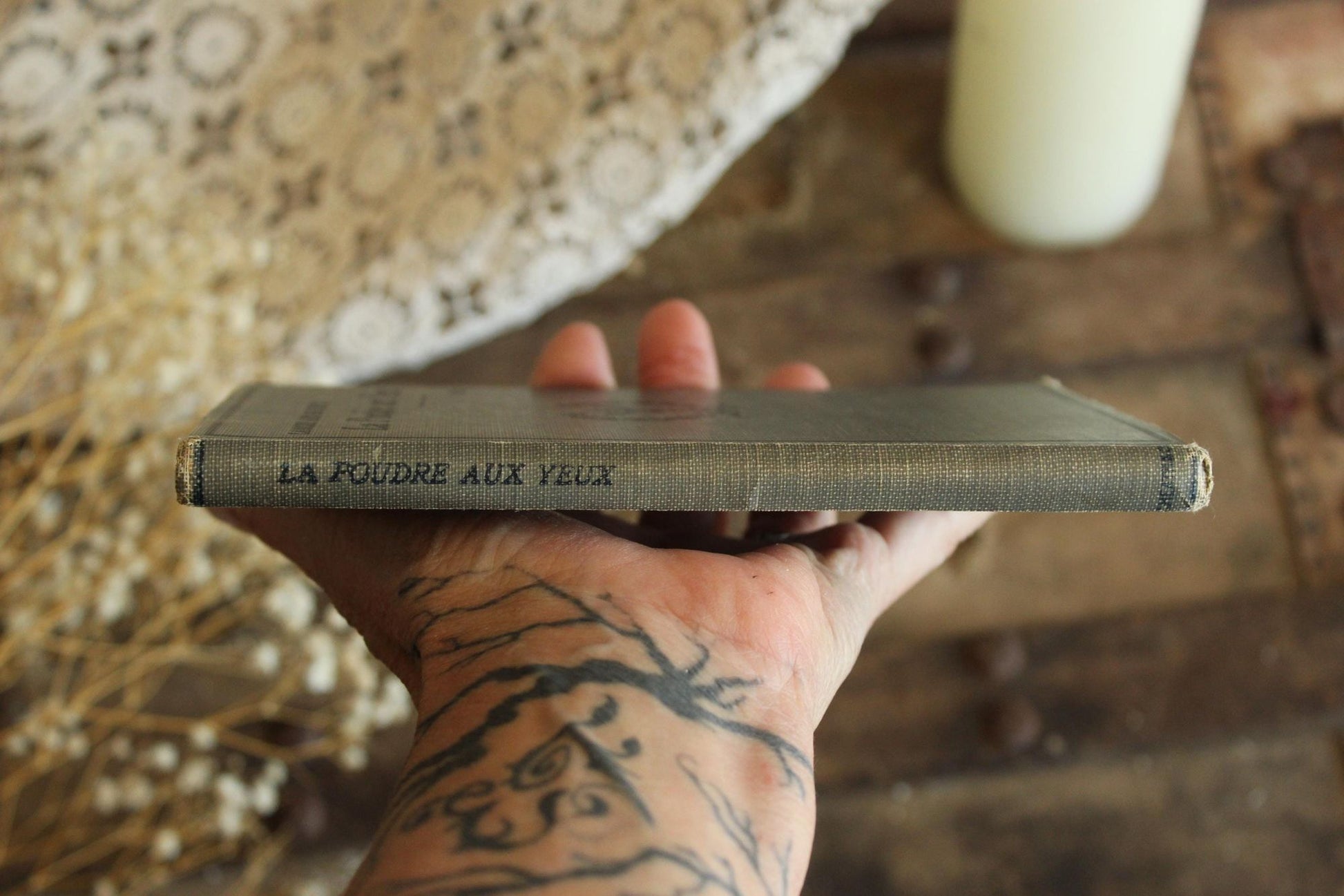 Vintage Antique 1890s Book, "La Poudre aux Yeux", Labiche Martin, Edited by Benjamin Wells