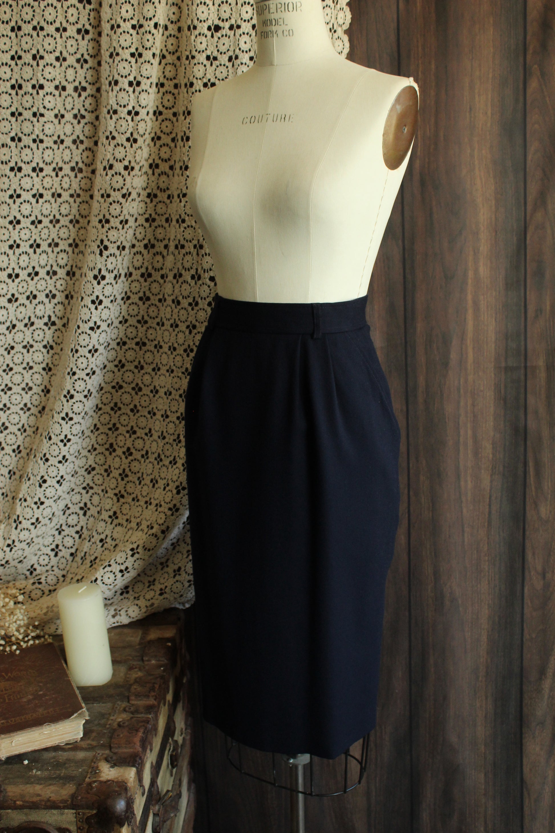 Vintage 1990s Evan Picone Blue Wool Pencil Skirt with Pockets