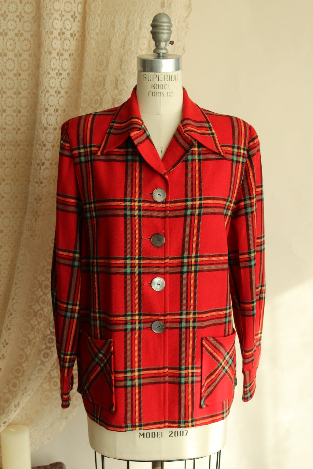 Vintage 1940s Pendleton 49er Jacket in Red Plaid Tartan Wool with Pockets