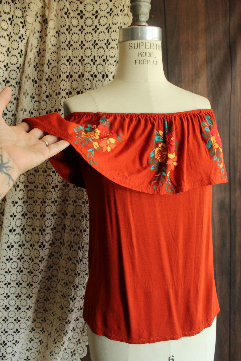 Atmosphere Womens Top, Size 4, Dark Orange Embroidered Mexican Peasant Style
