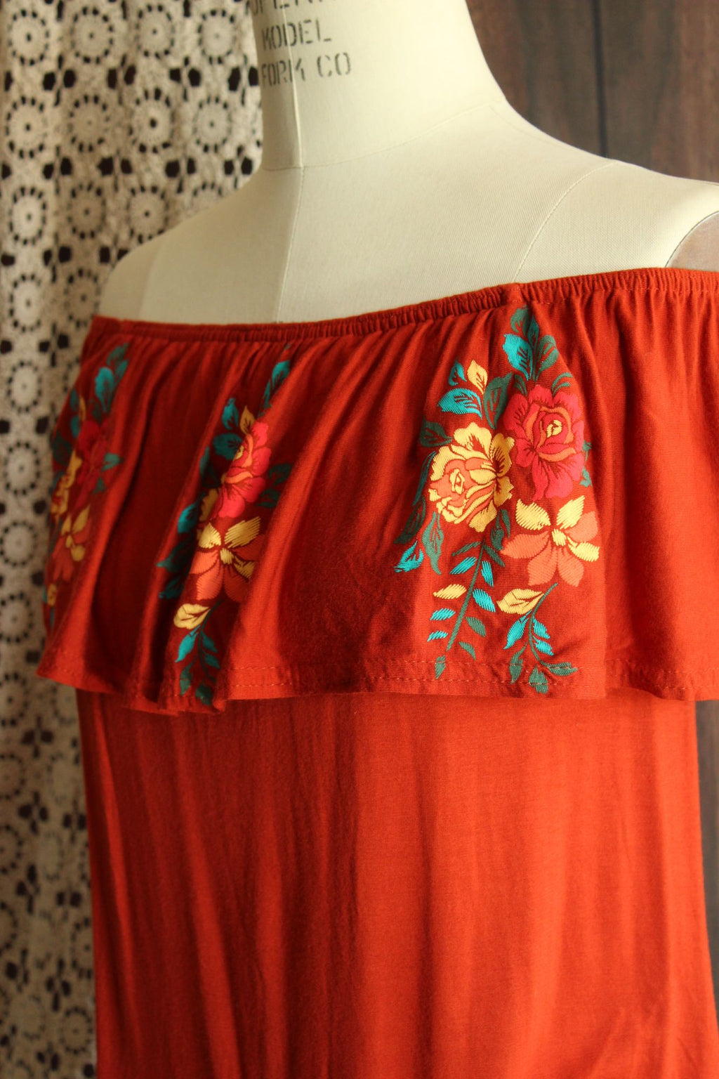 Atmosphere Womens Top, Size 4, Dark Orange Embroidered Mexican Peasant Style
