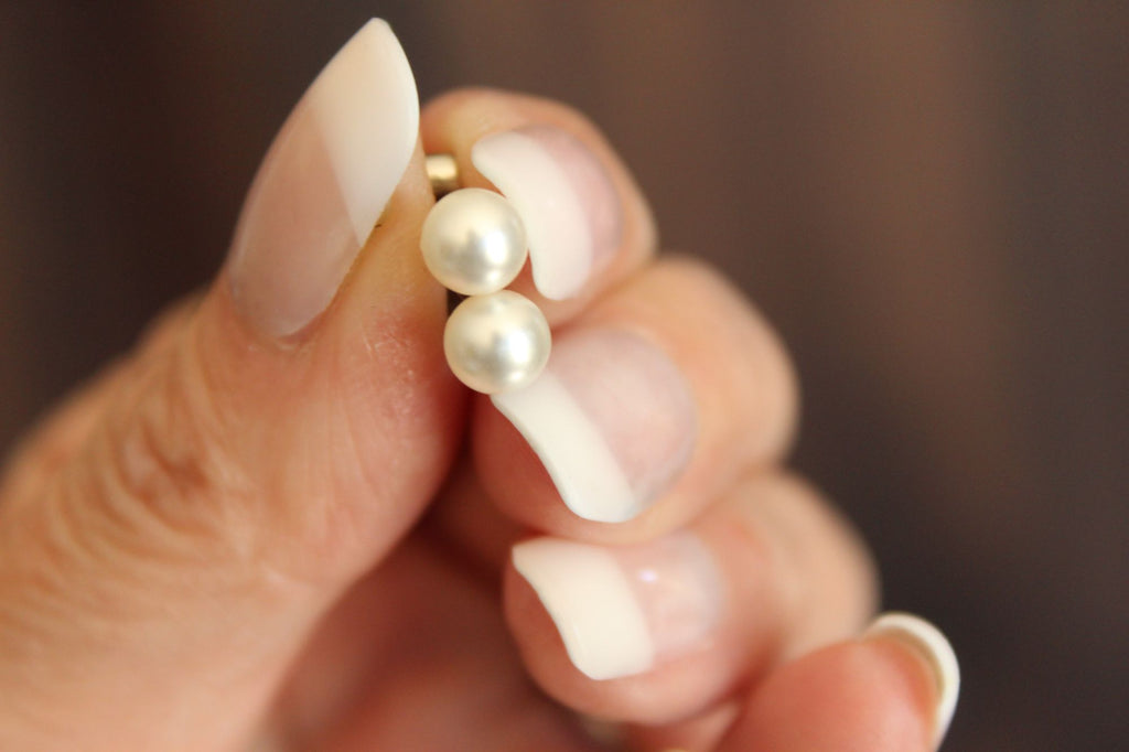 Vintage White Faux Pearl Stud Earrings