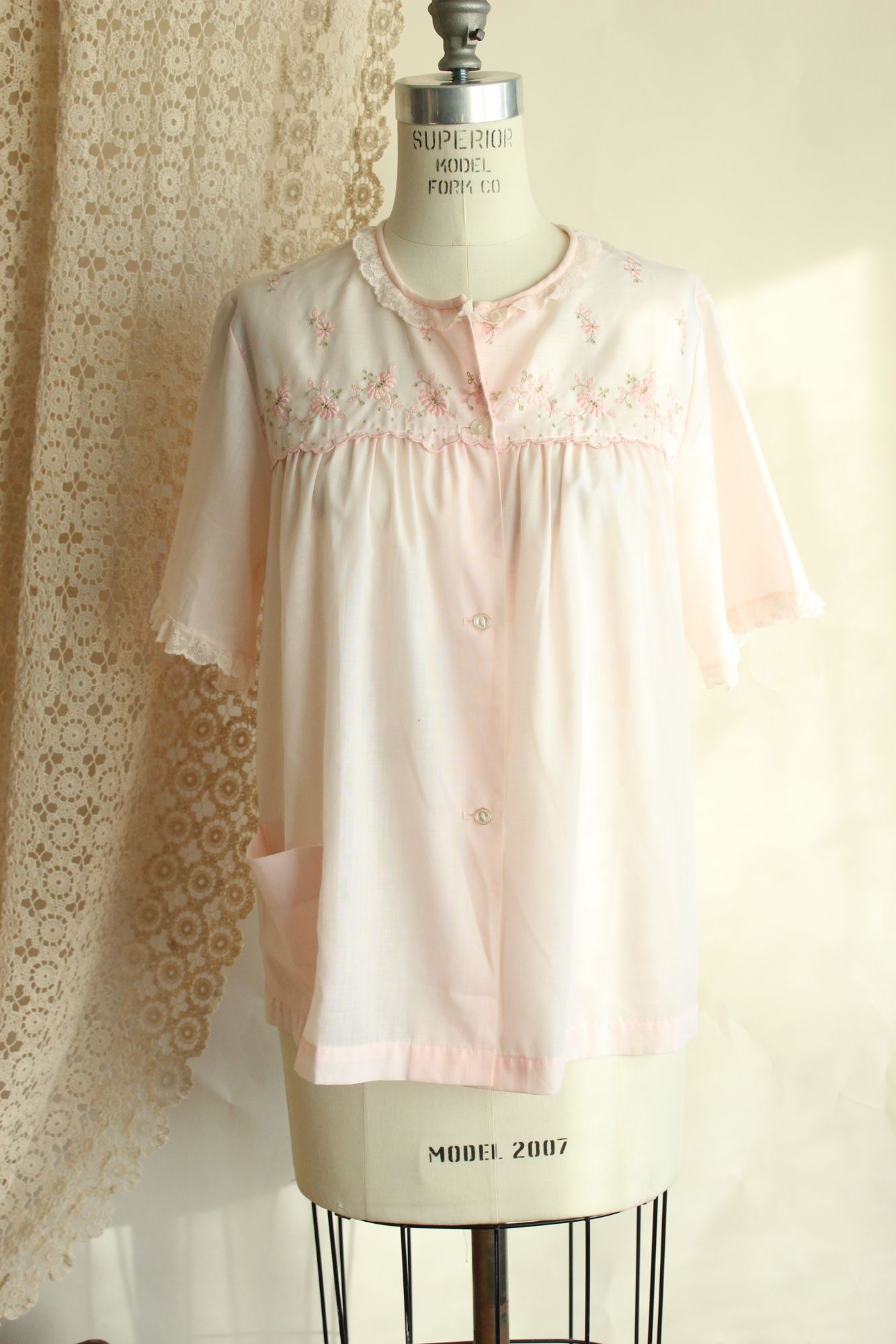 Vintage 1970s Sears Pink Floral Embroidered PJ Top