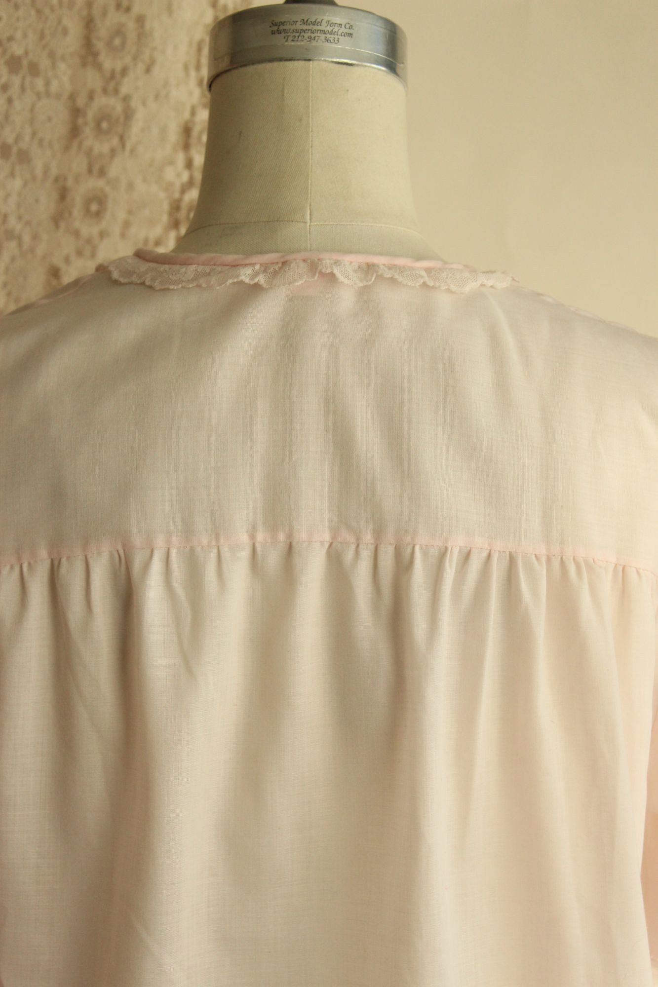Vintage 1970s Sears Pink Floral Embroidered PJ Top