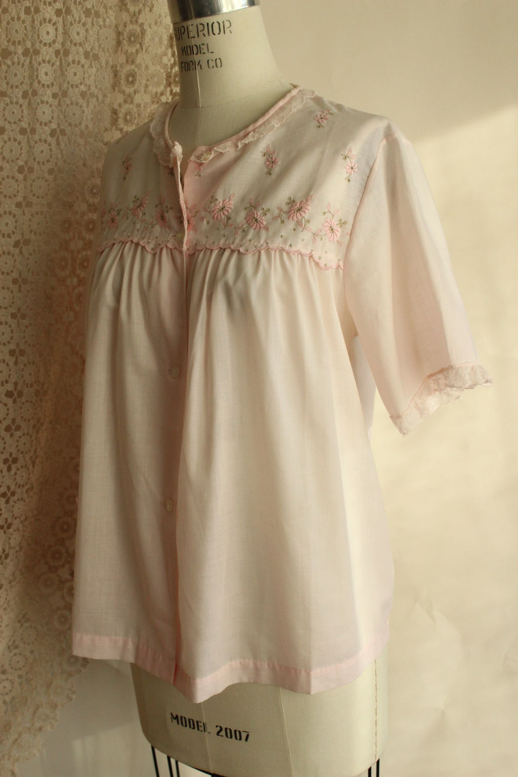 Vintage 1970s Sears Pink Floral Embroidered PJ Top