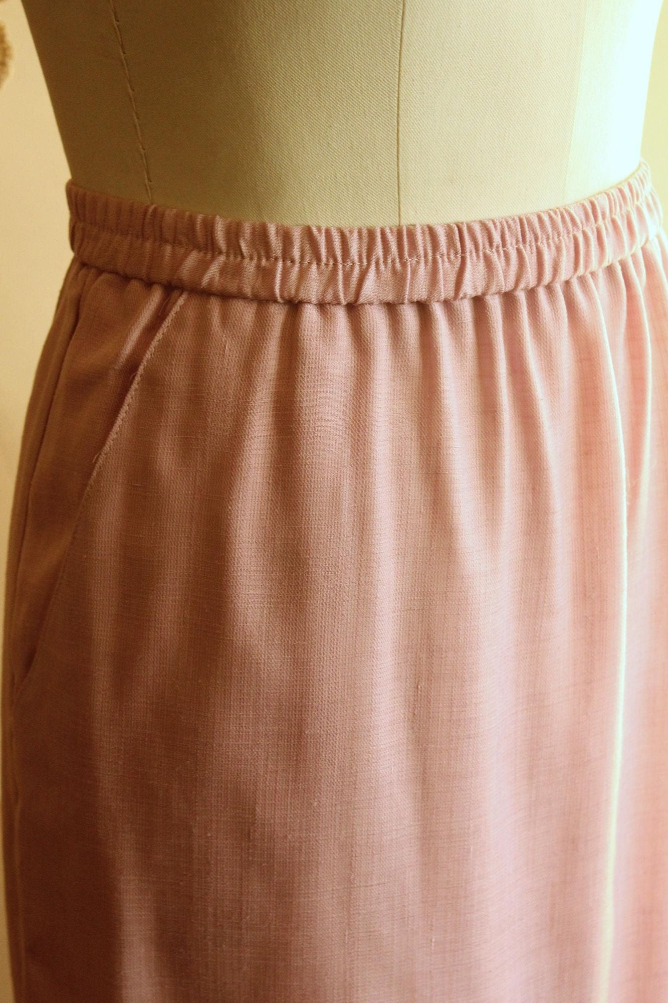 Vintage 1980s Campus Casuals Pink Skirt with Pockets