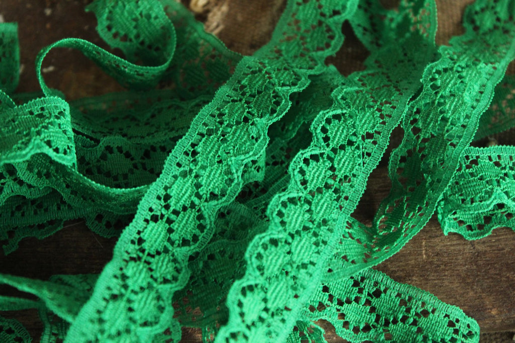 Vintage Green Lace Trim, 4 Yards, .75" wide, Nylon