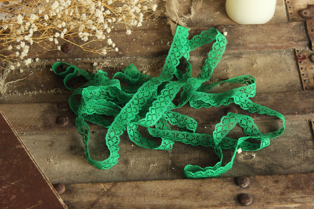 Vintage Green Lace Trim, 4 Yards, .75" wide, Nylon
