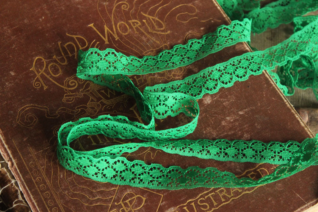 Vintage Green Lace Trim, 4 Yards, .75" wide, Nylon