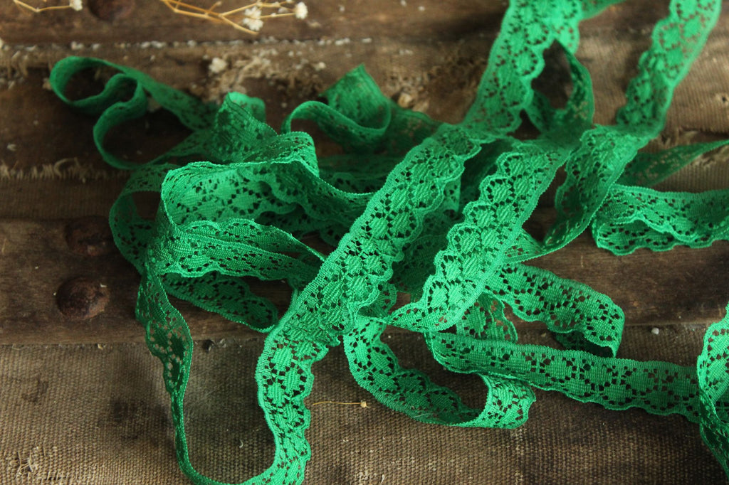 Vintage Green Lace Trim, 4 Yards, .75" wide, Nylon