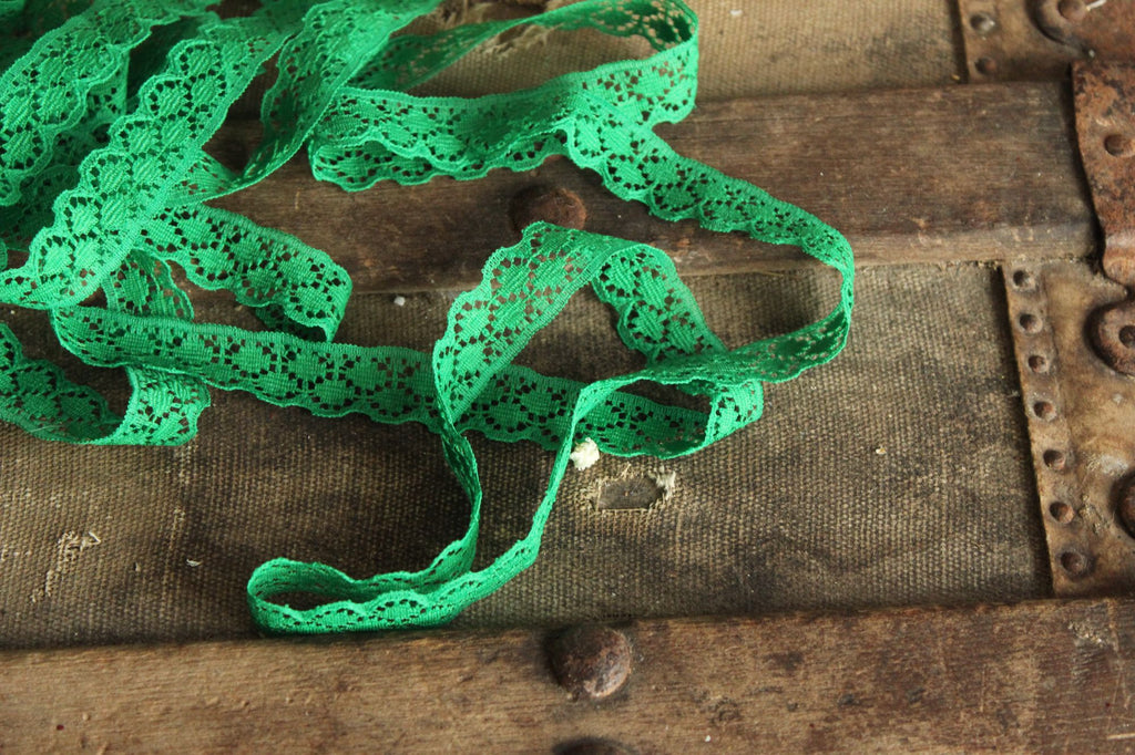 Vintage Green Lace Trim, 4 Yards, .75" wide, Nylon