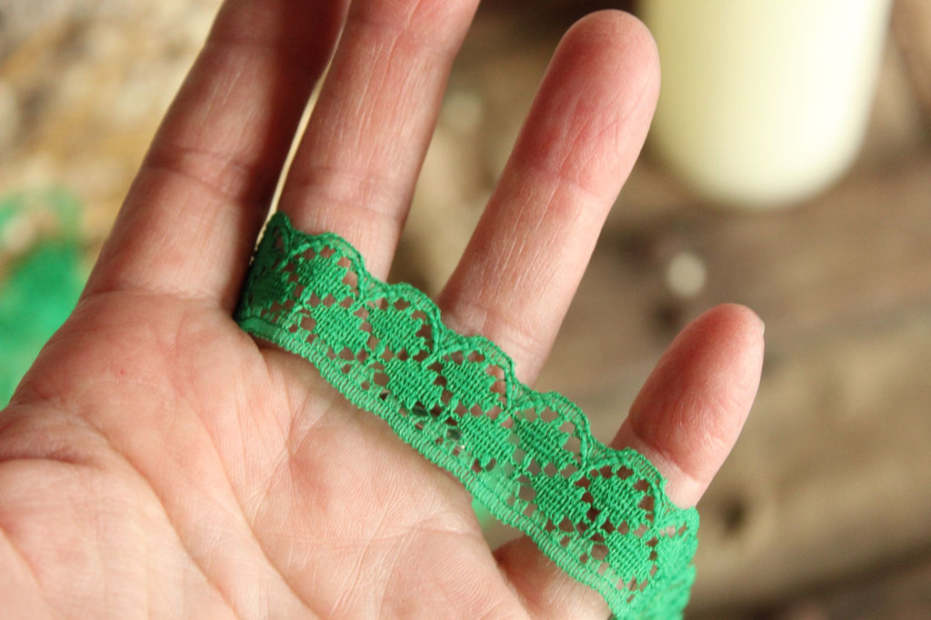 Vintage Green Lace Trim, 4 Yards, .75" wide, Nylon