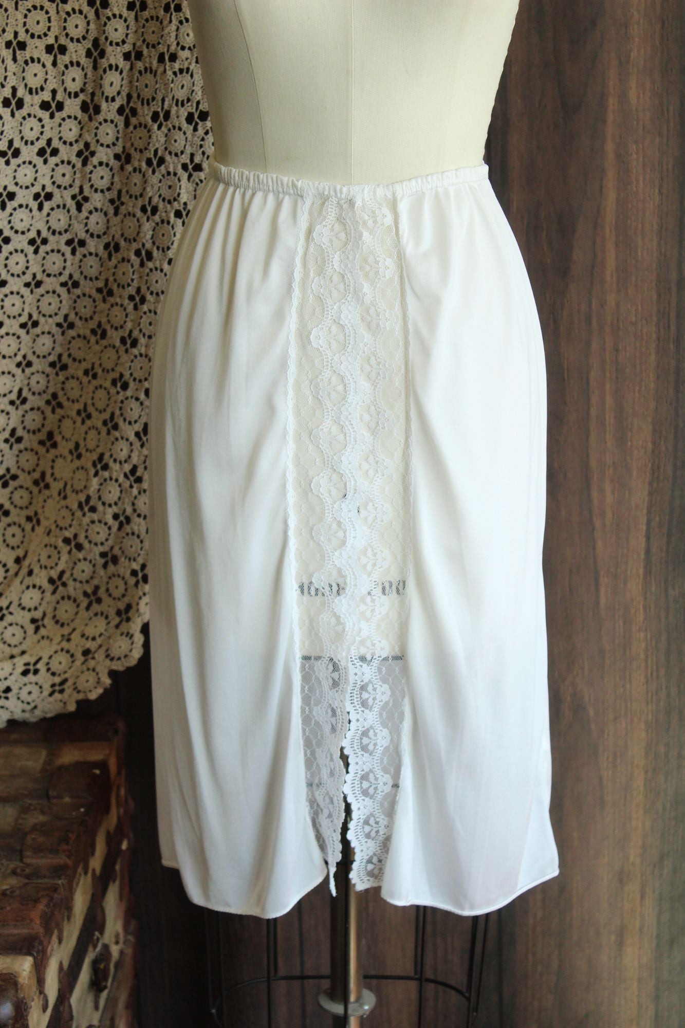 Vintage 1980s Pierre Cardin White Nylon Half Slip, Size Small