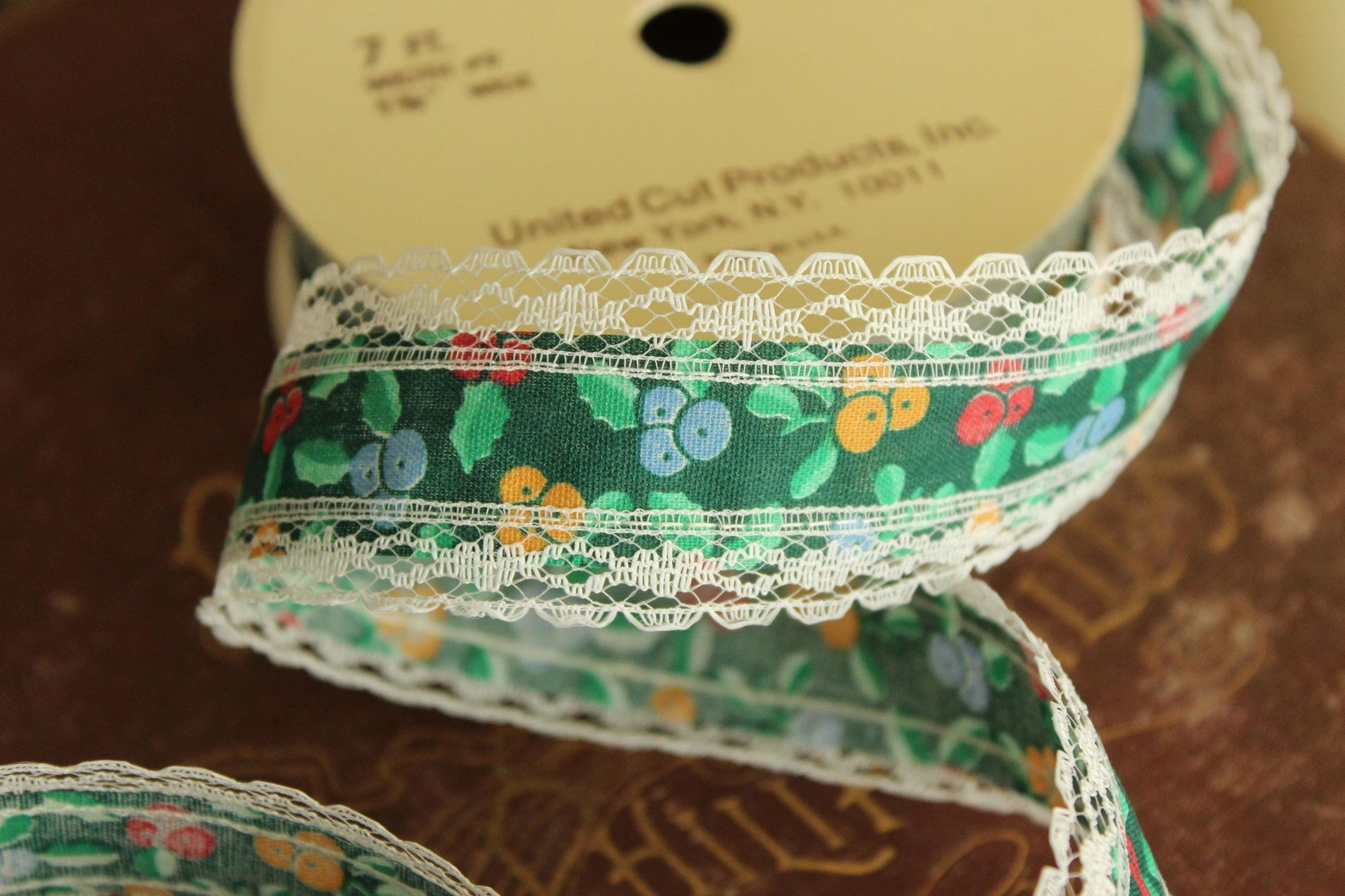 Vintage 1970s Floral and Lace Ribbon, United Cut Products, 1 3/8" Wide, 7 Feet NOS