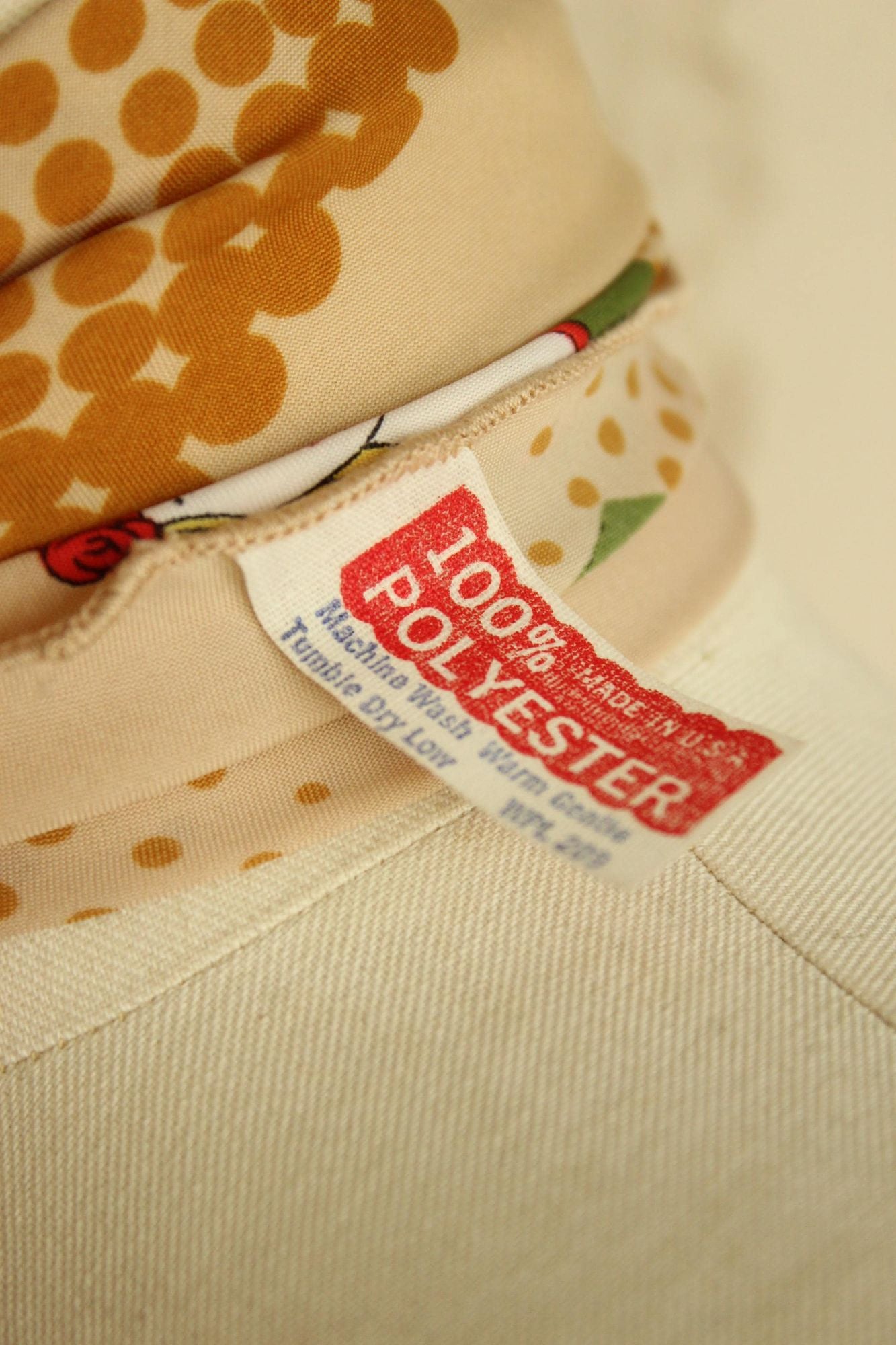 Vintage 1970s Vera Neumann Mod Portrait Print Scarf