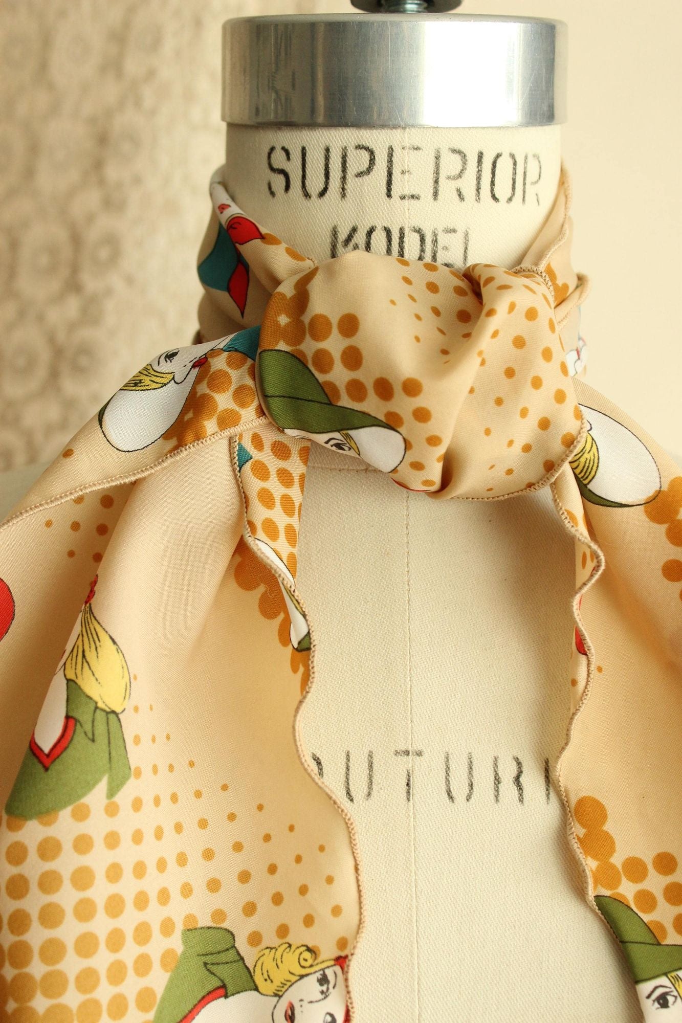 Vintage 1970s Vera Neumann Mod Portrait Print Scarf