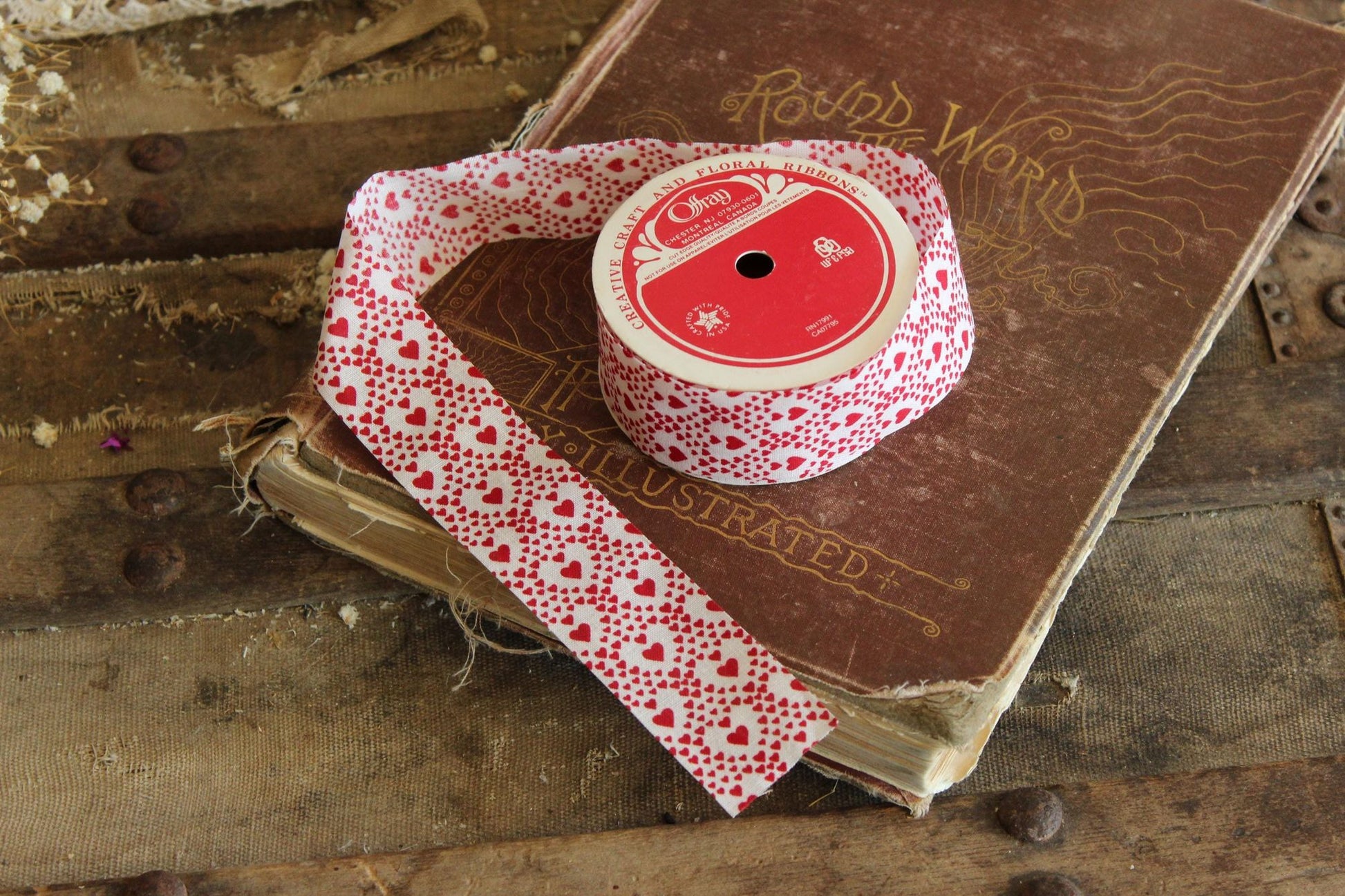 Vintage 1980s 1990s Offray Heart Ribbon Trim, 1 .5 Inch Wide 47" long